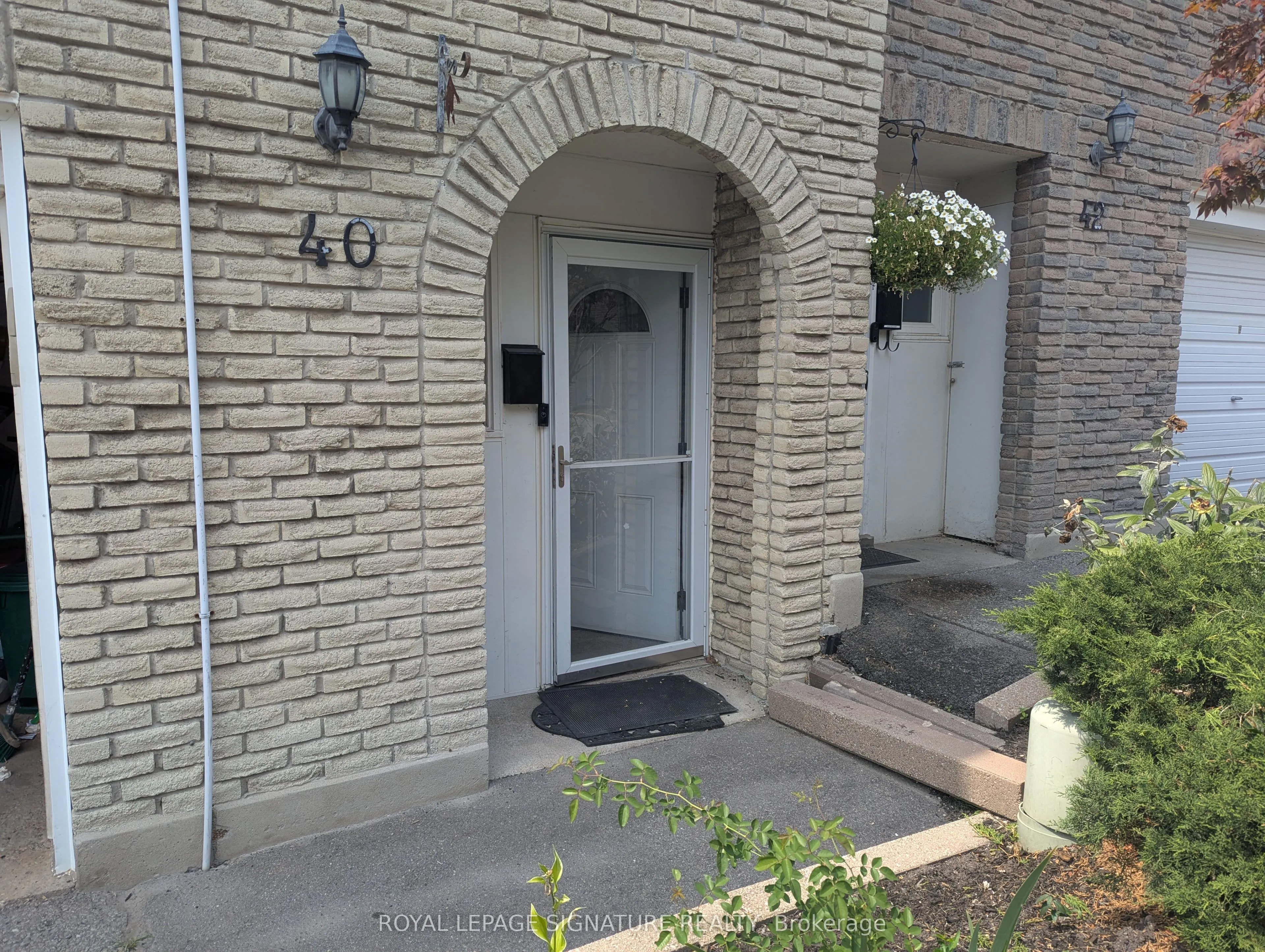 40 Wild Briarway, #40