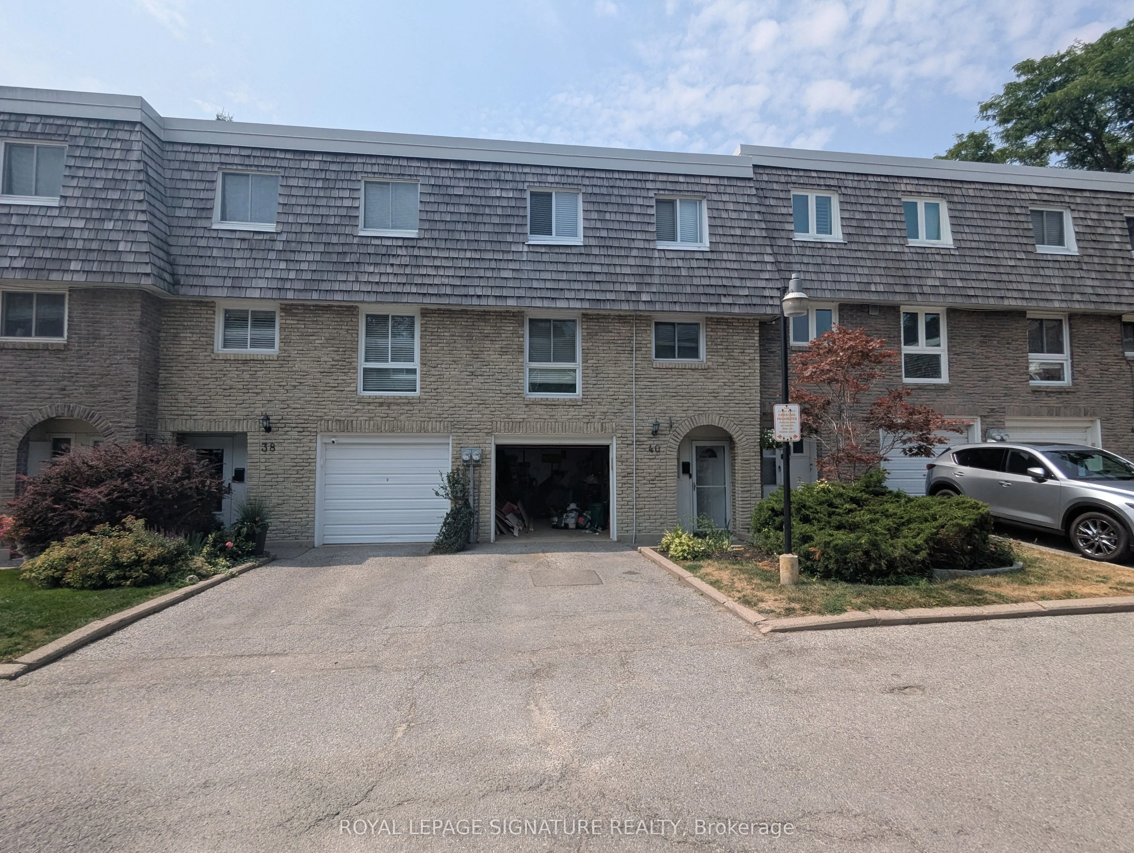 40 Wild Briarway, #40