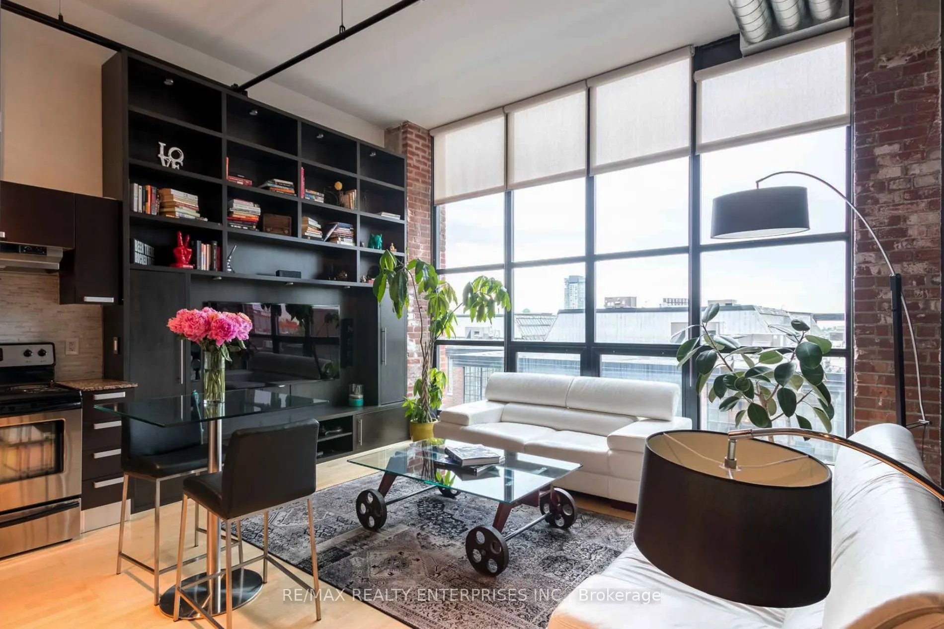 43 Hanna Avenue, #416