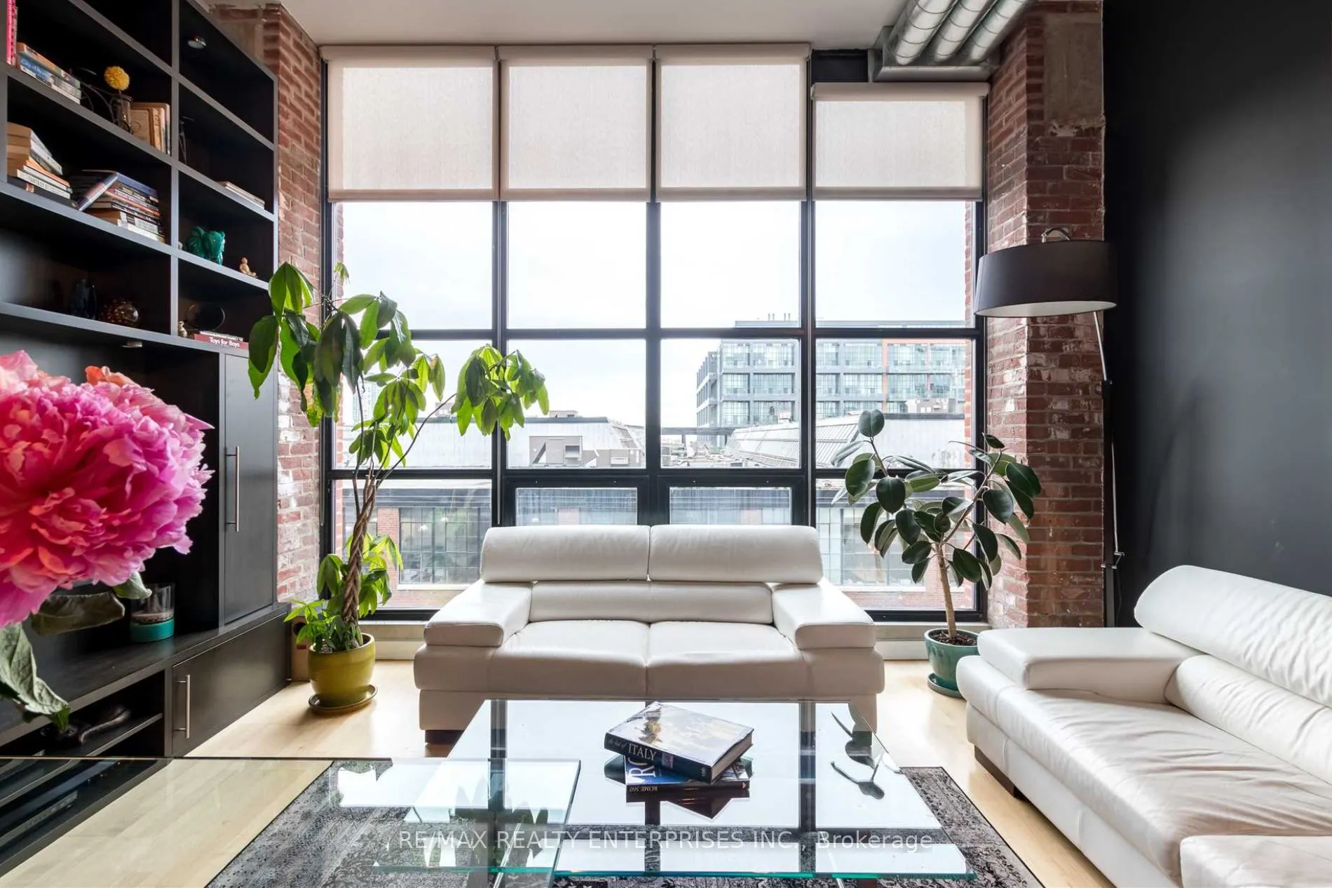 43 Hanna Avenue, #416