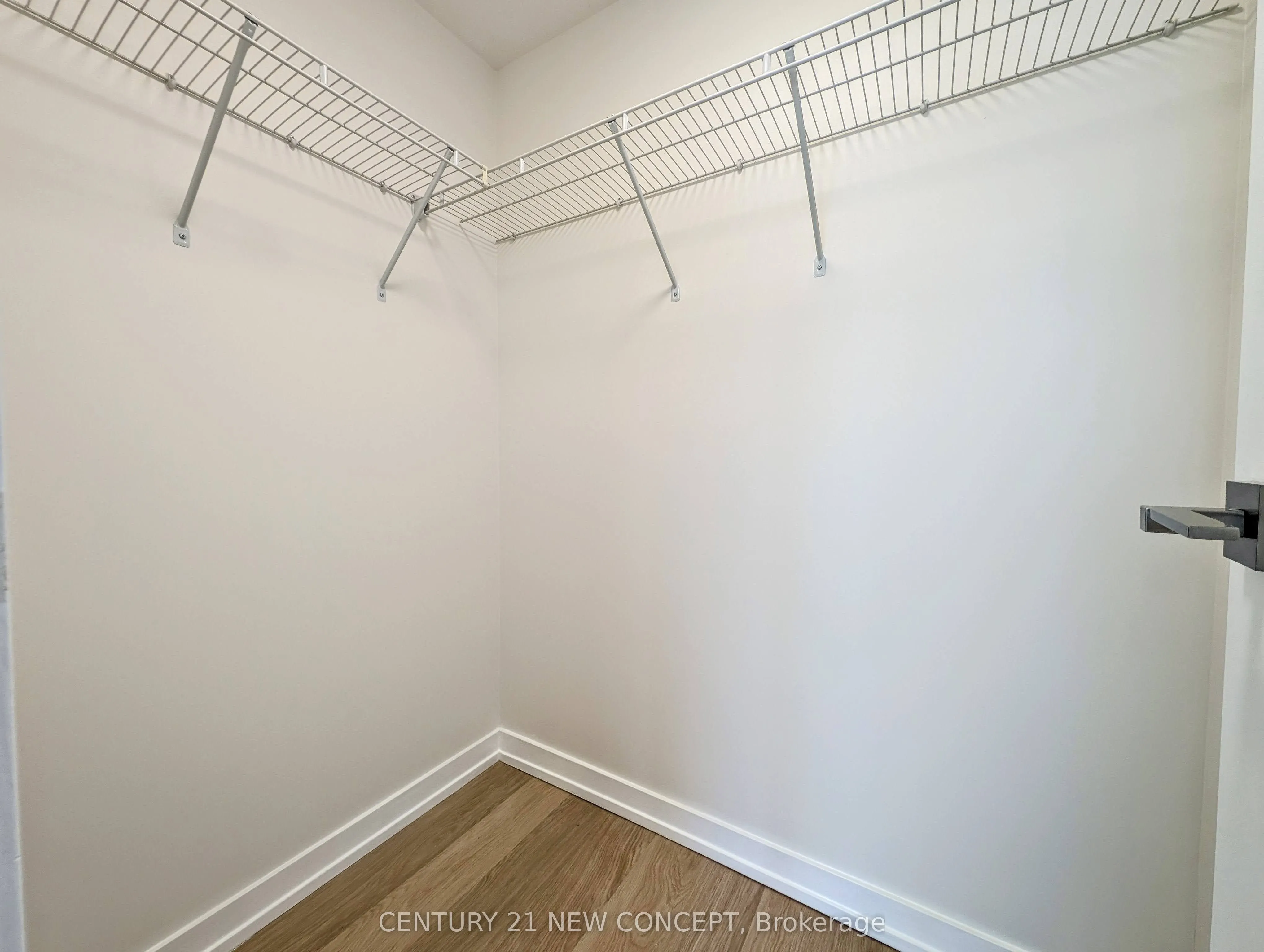 89 Dunfield Avenue, #1409