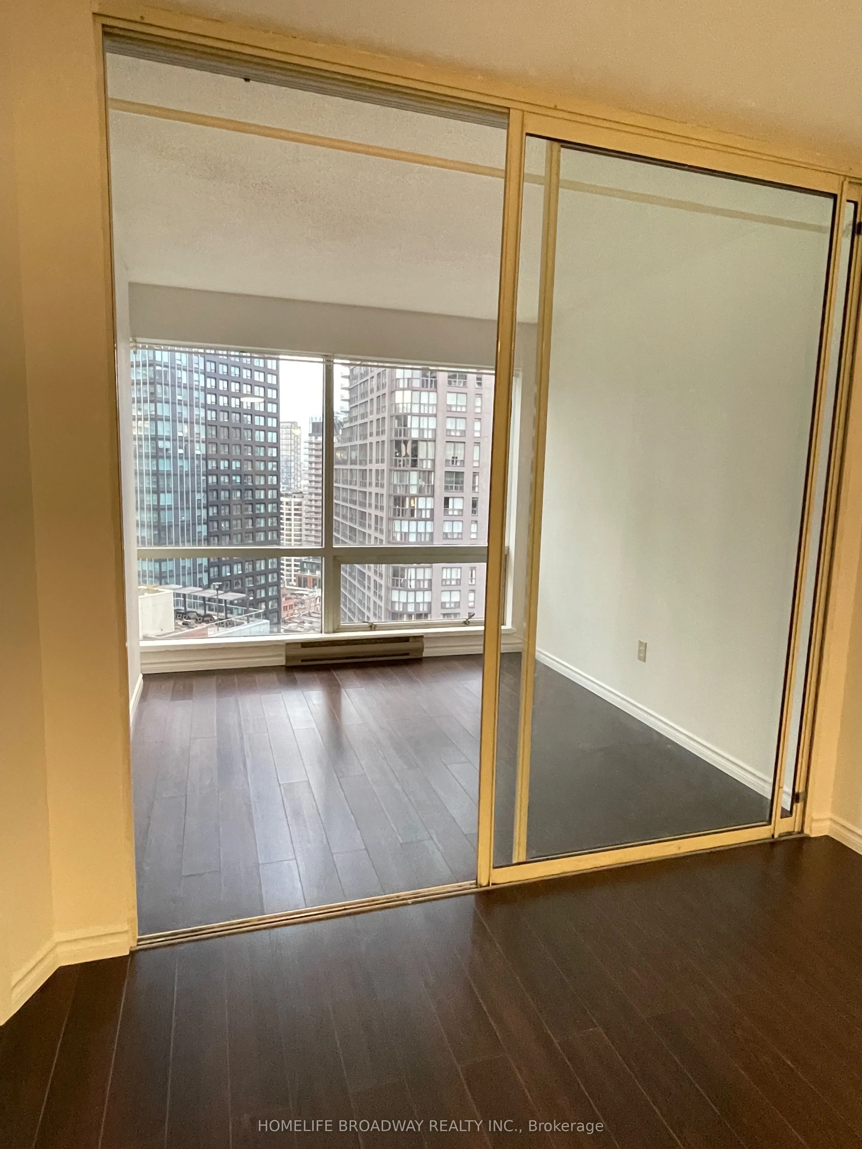 1001 Bay Street, #2205