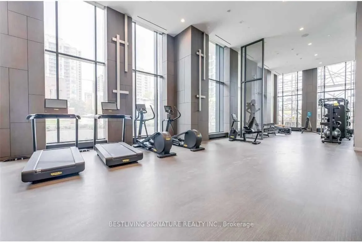 15 Holmes Avenue, #2902