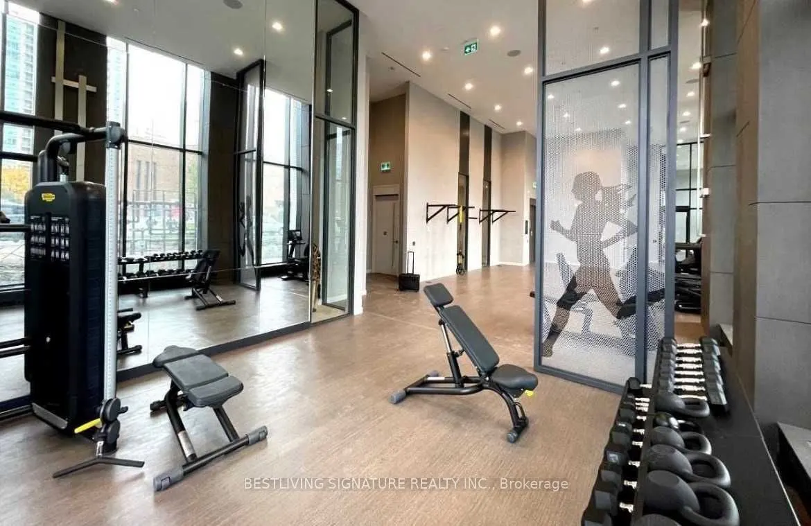 15 Holmes Avenue, #2902