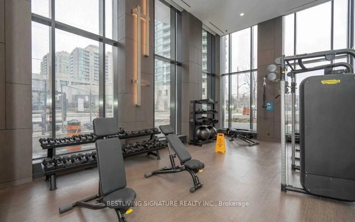 15 Holmes Avenue, #2902