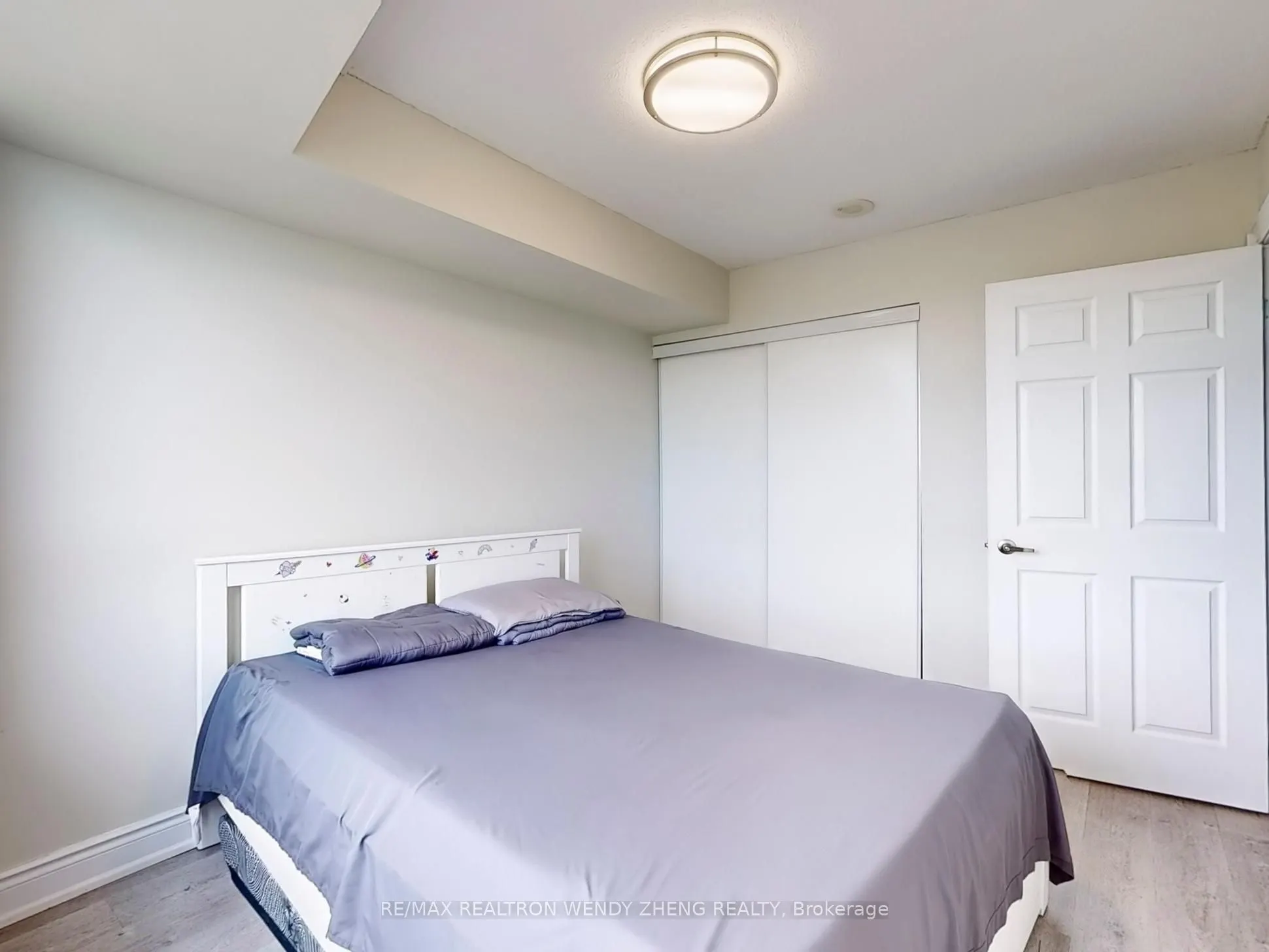 15 Greenview Avenue, #910