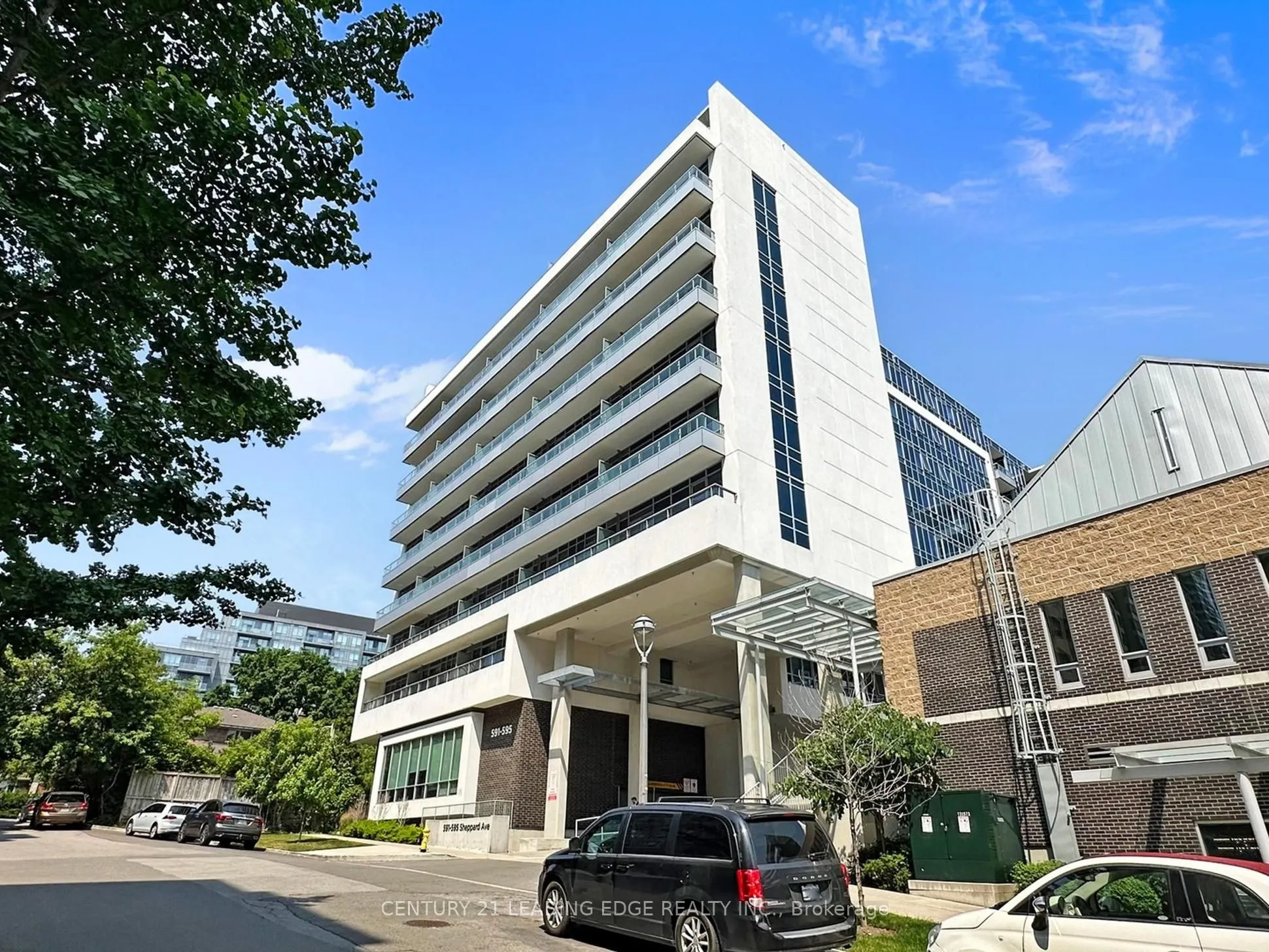 591 Sheppard Avenue E, #607