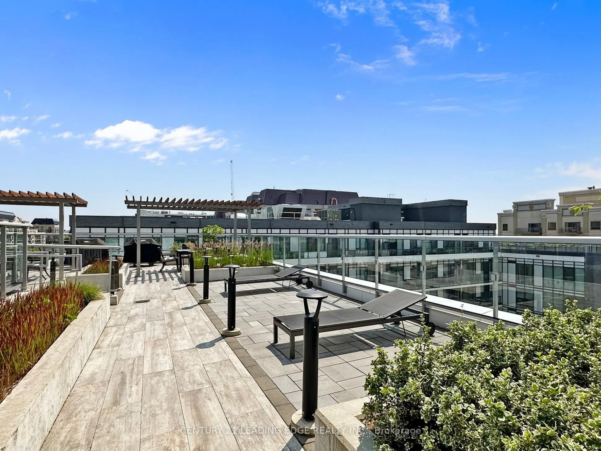 591 Sheppard Avenue E, #607