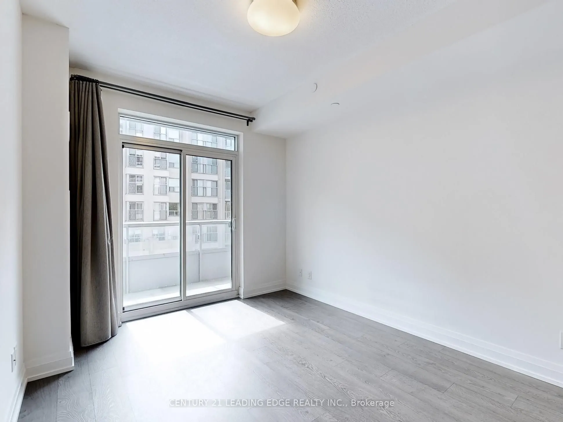 591 Sheppard Avenue E, #607