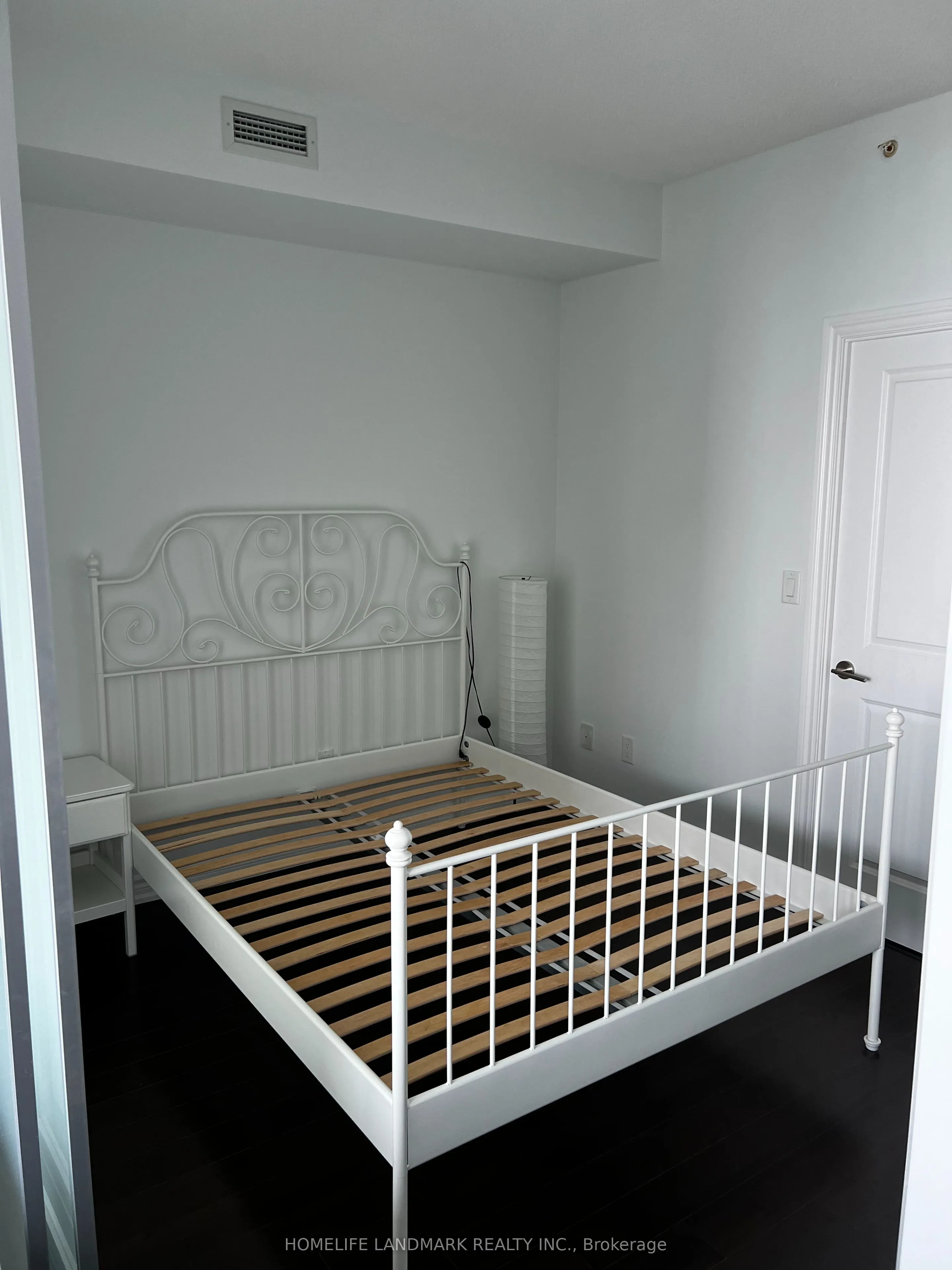 386 Yonge Street, #3814