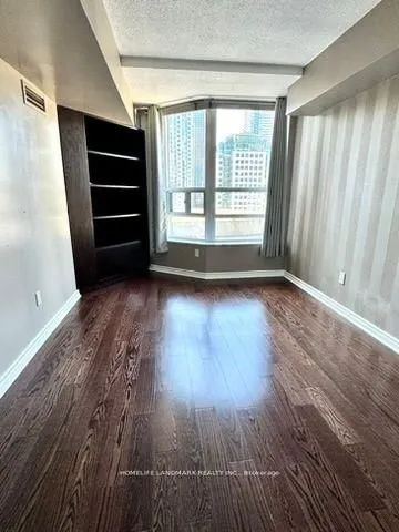 71 Simcoe Street, #1002