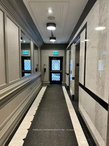 71 Simcoe Street, #1002