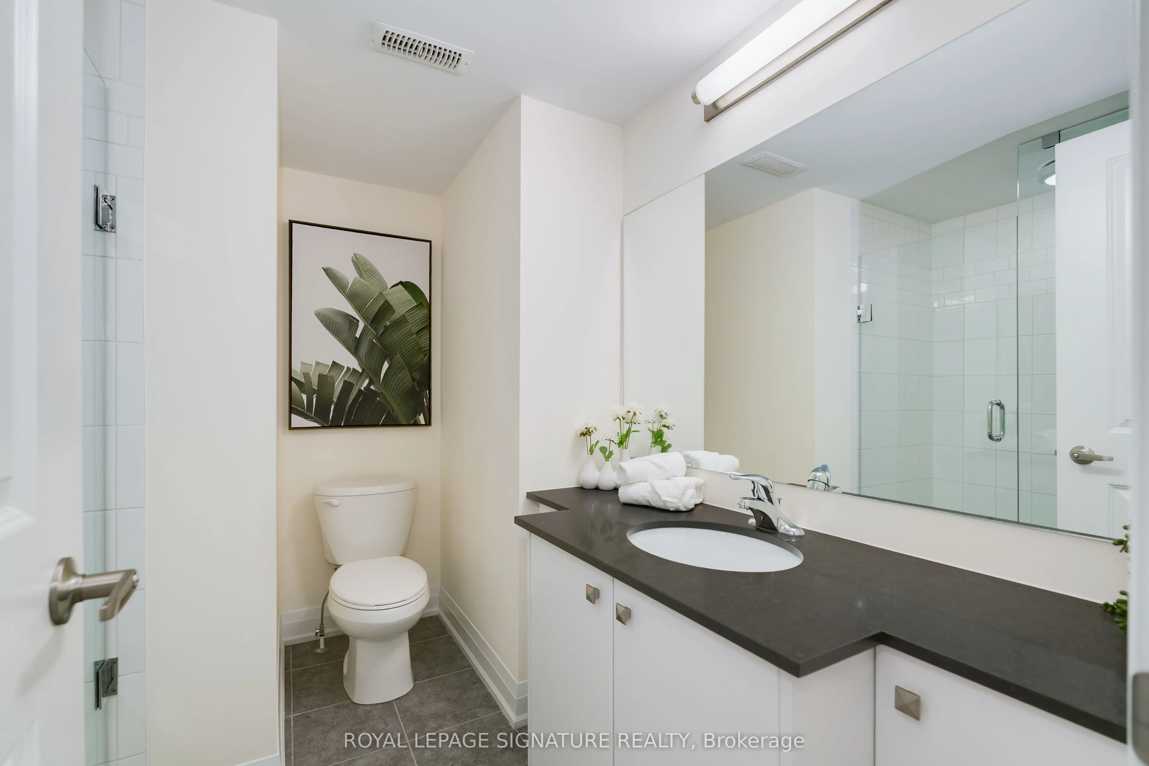 1972 Victoria Park Avenue, #27