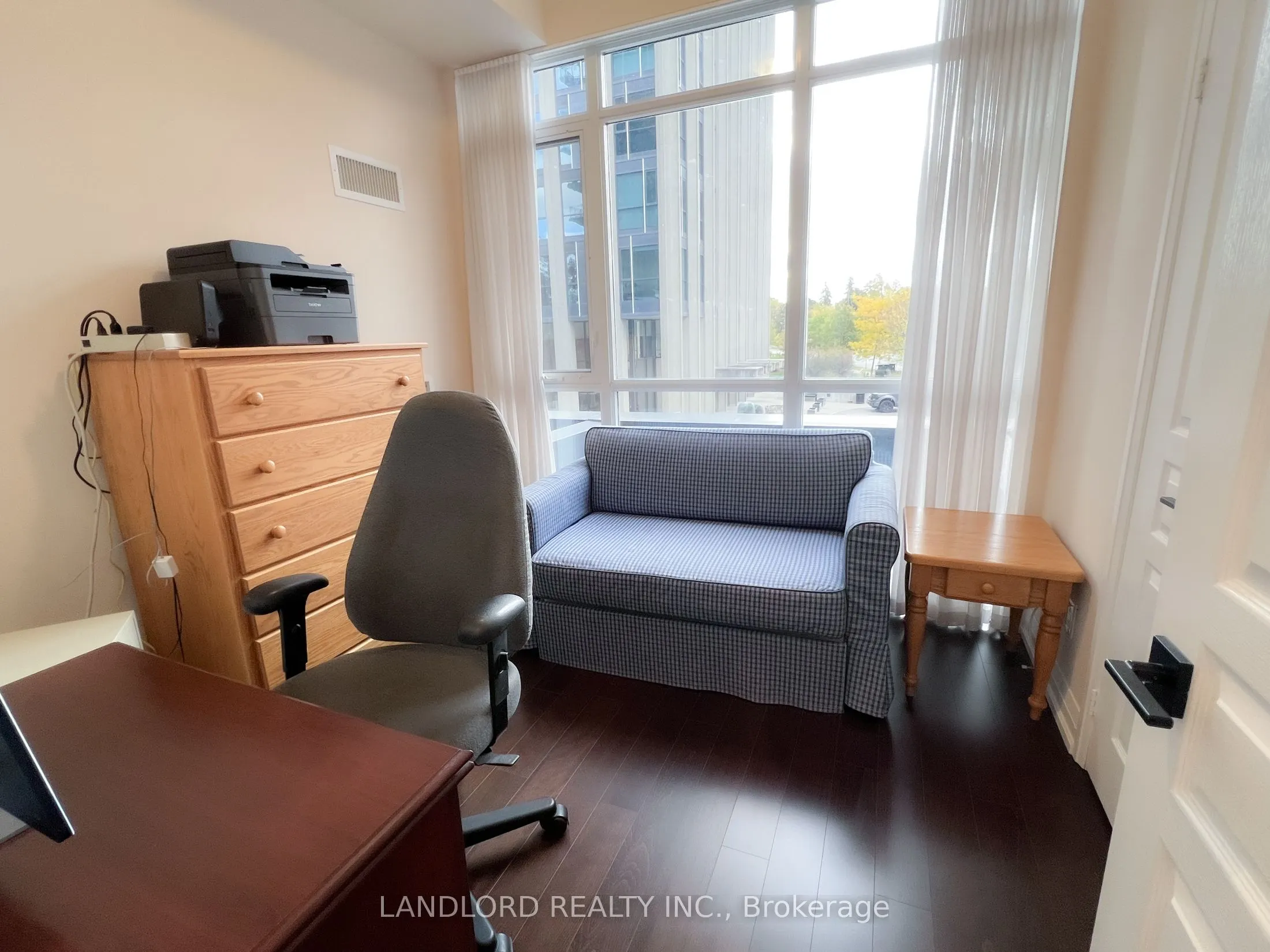 85 The Donway W, #207