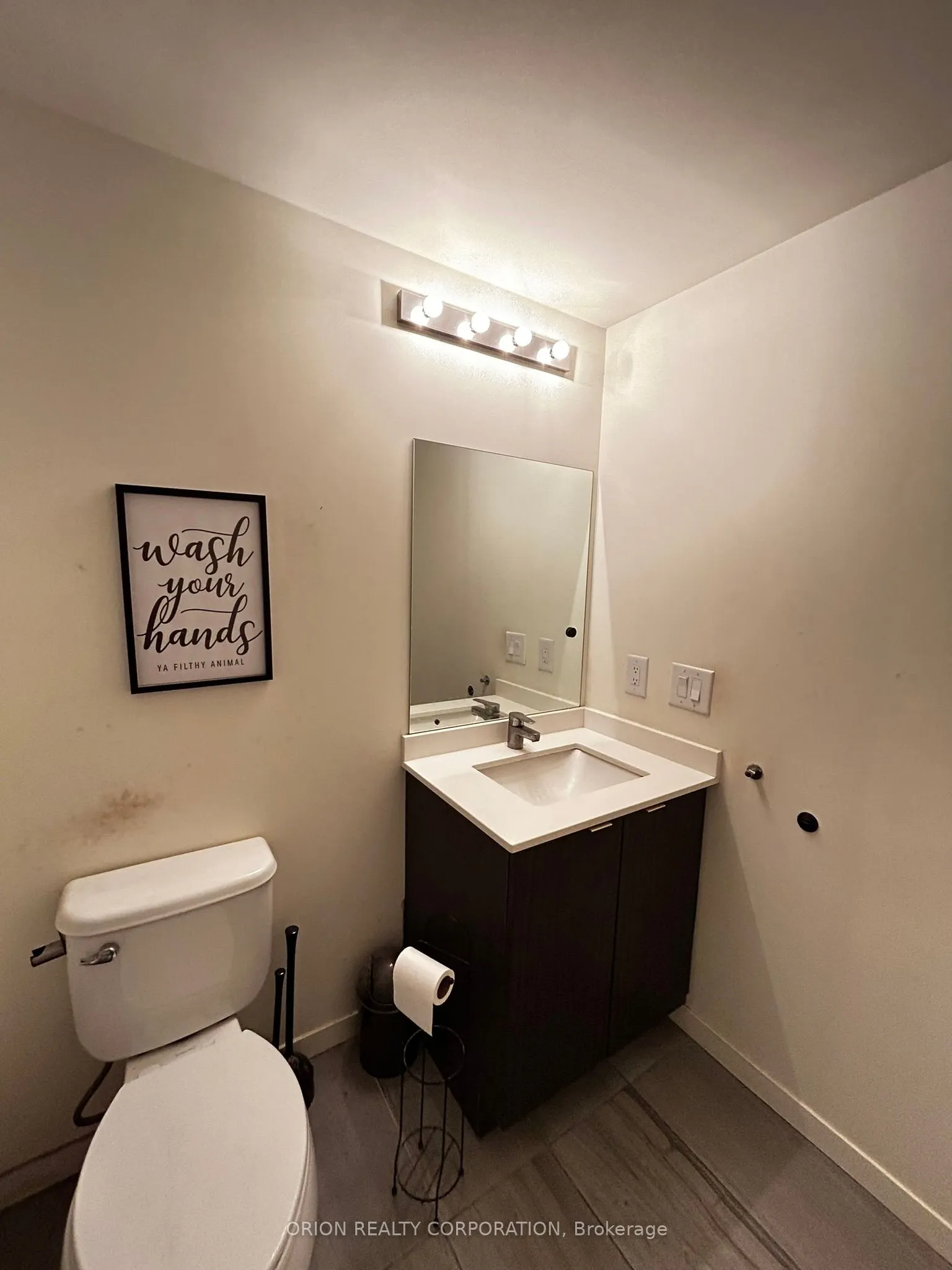 3237 Bayview Avenue, #906