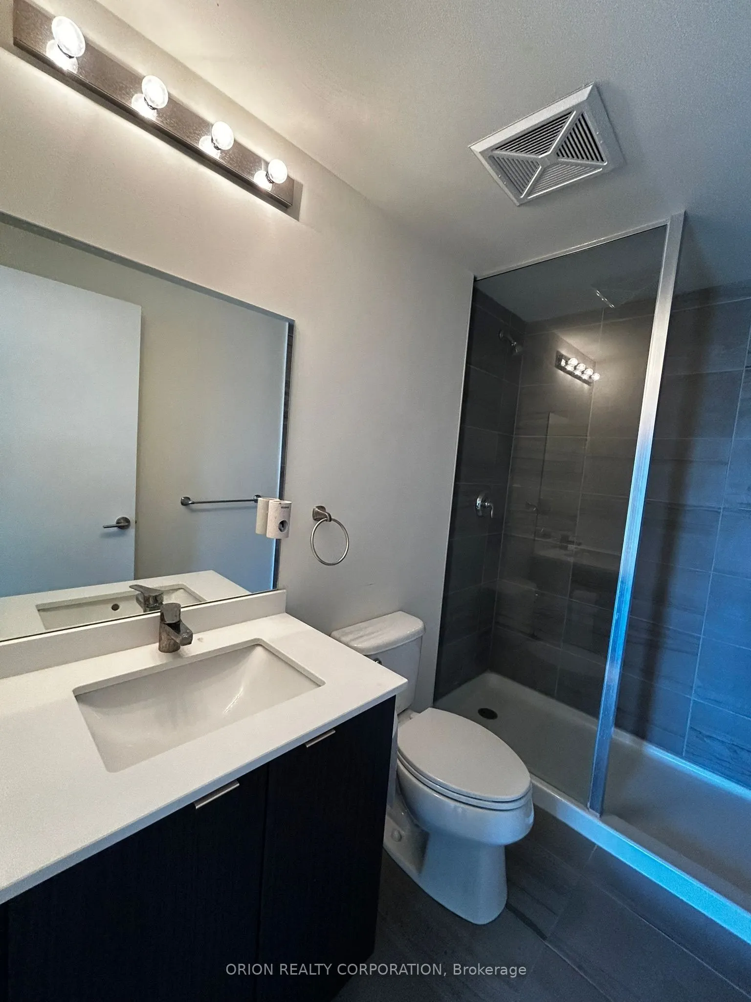 3237 Bayview Avenue, #906