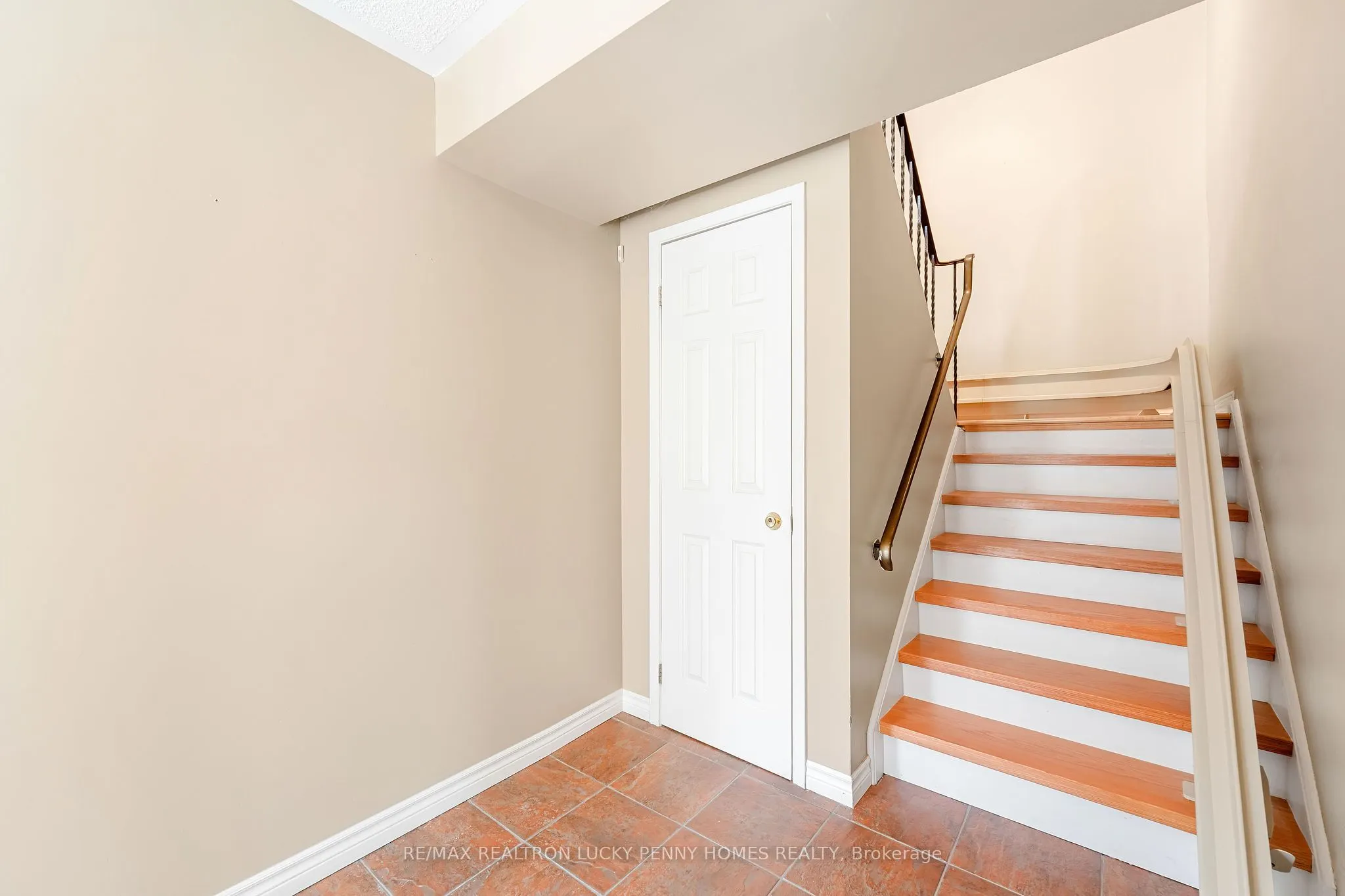 25 Silas Hill Drive