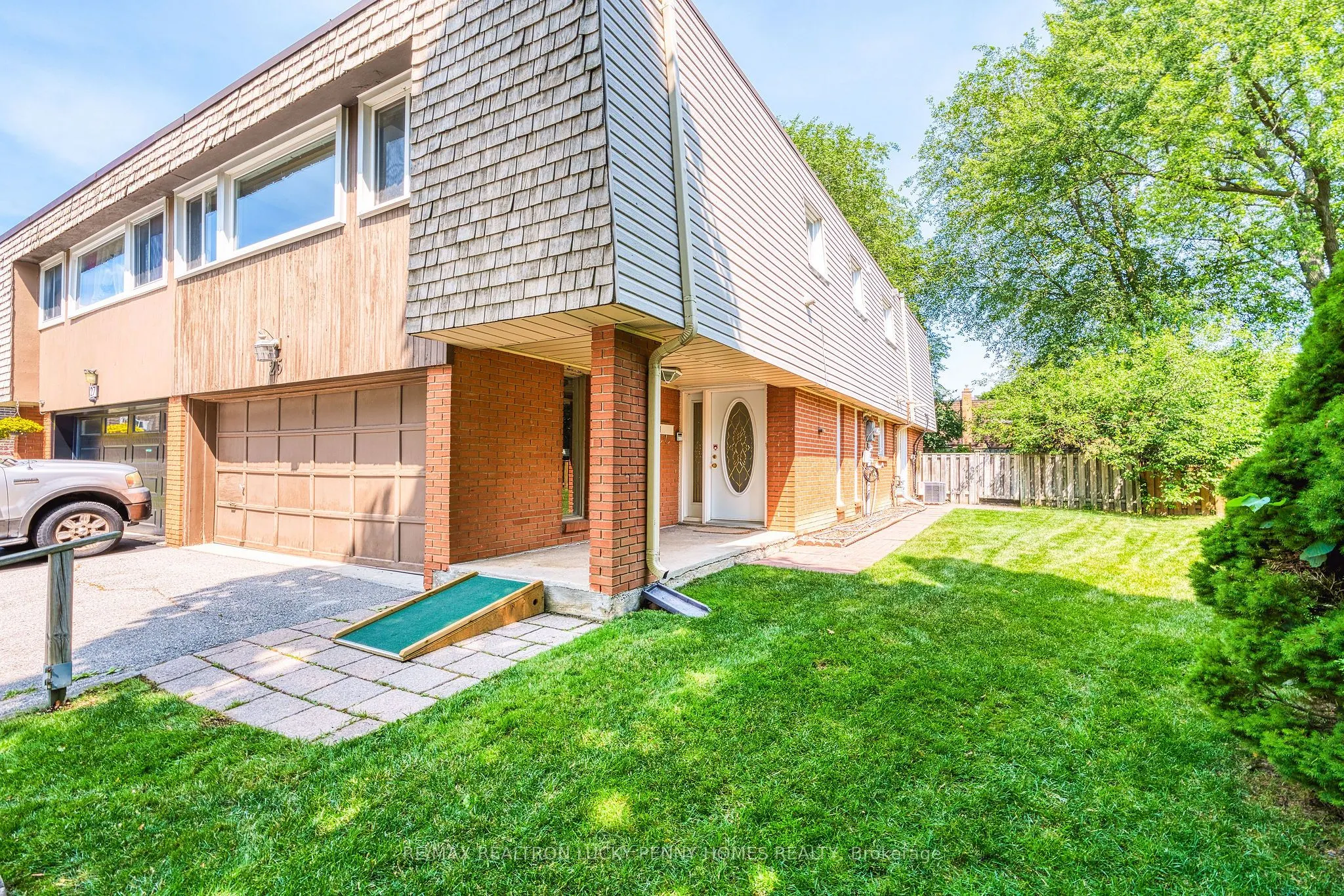 25 Silas Hill Drive