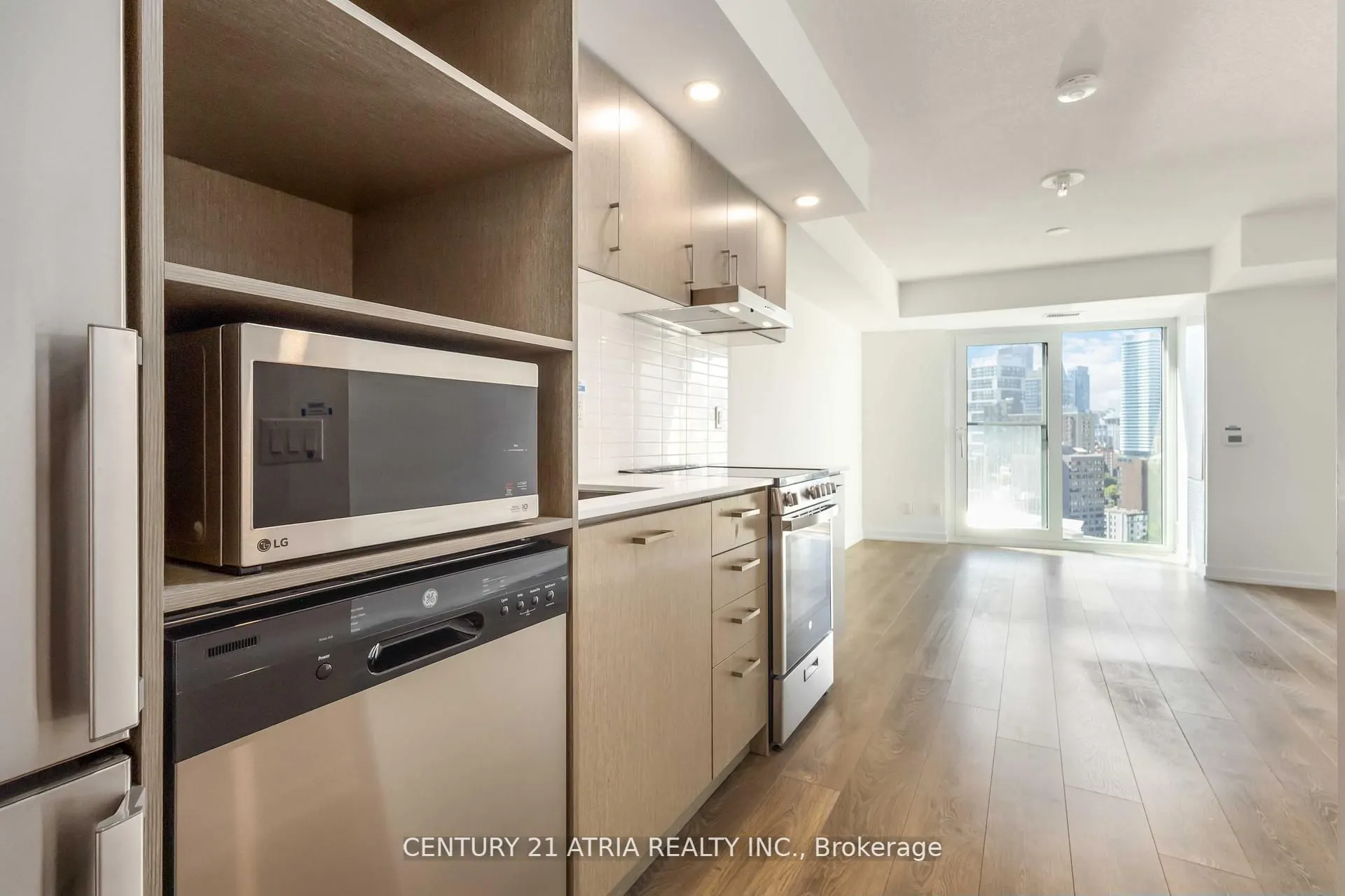 219 Dundas Street E, #2310