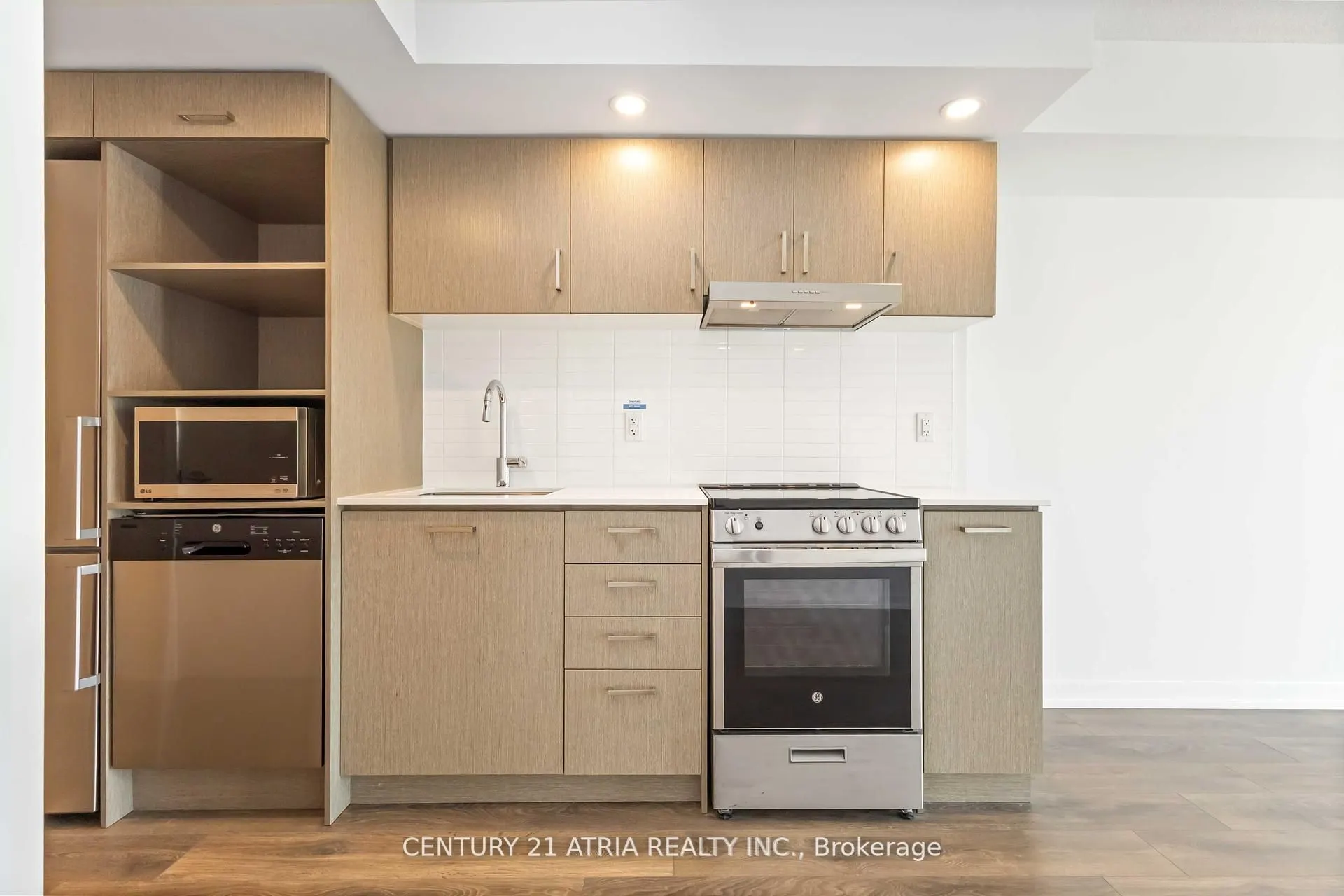 219 Dundas Street E, #2310