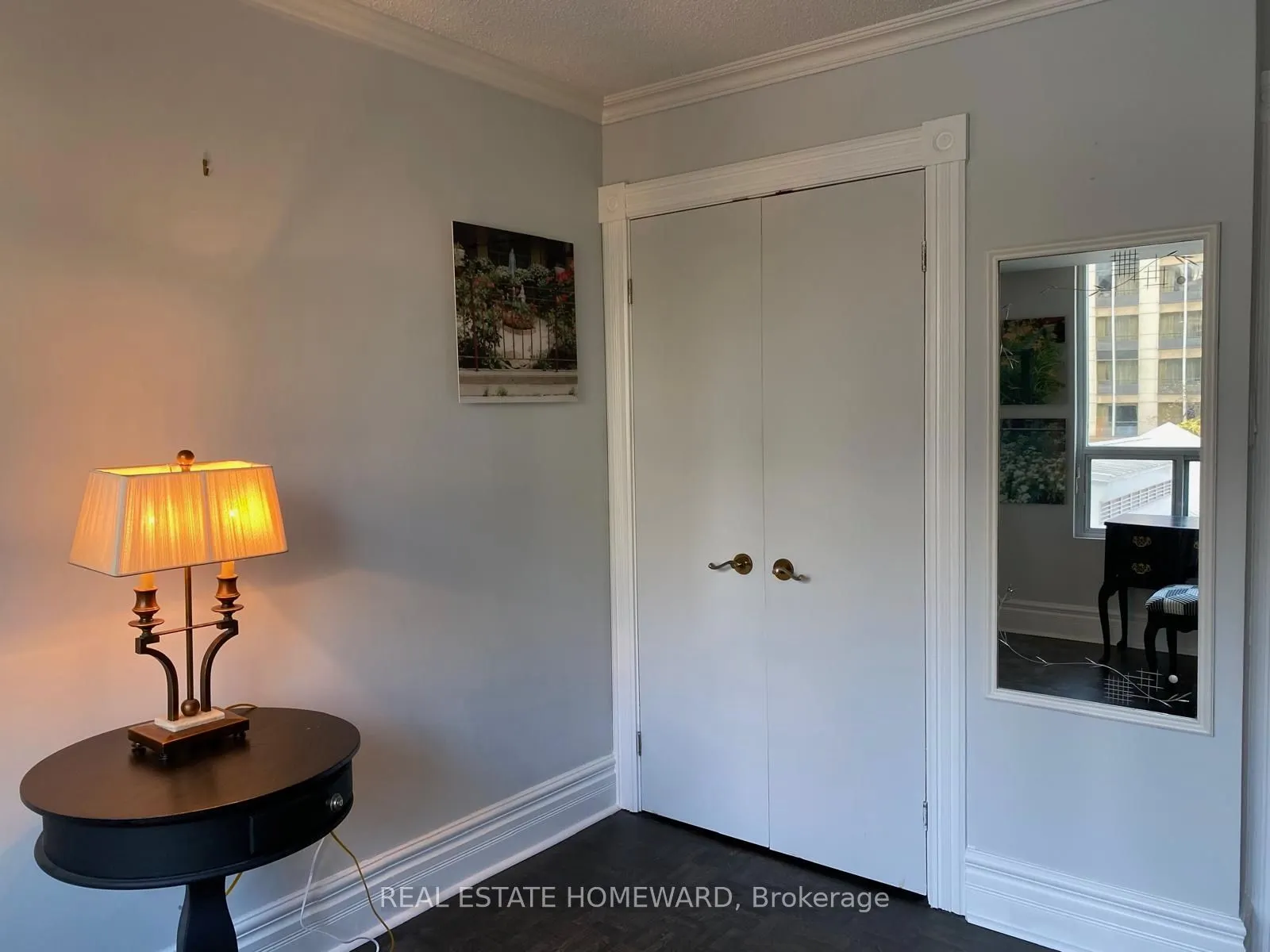 25 Maitland Street, #410