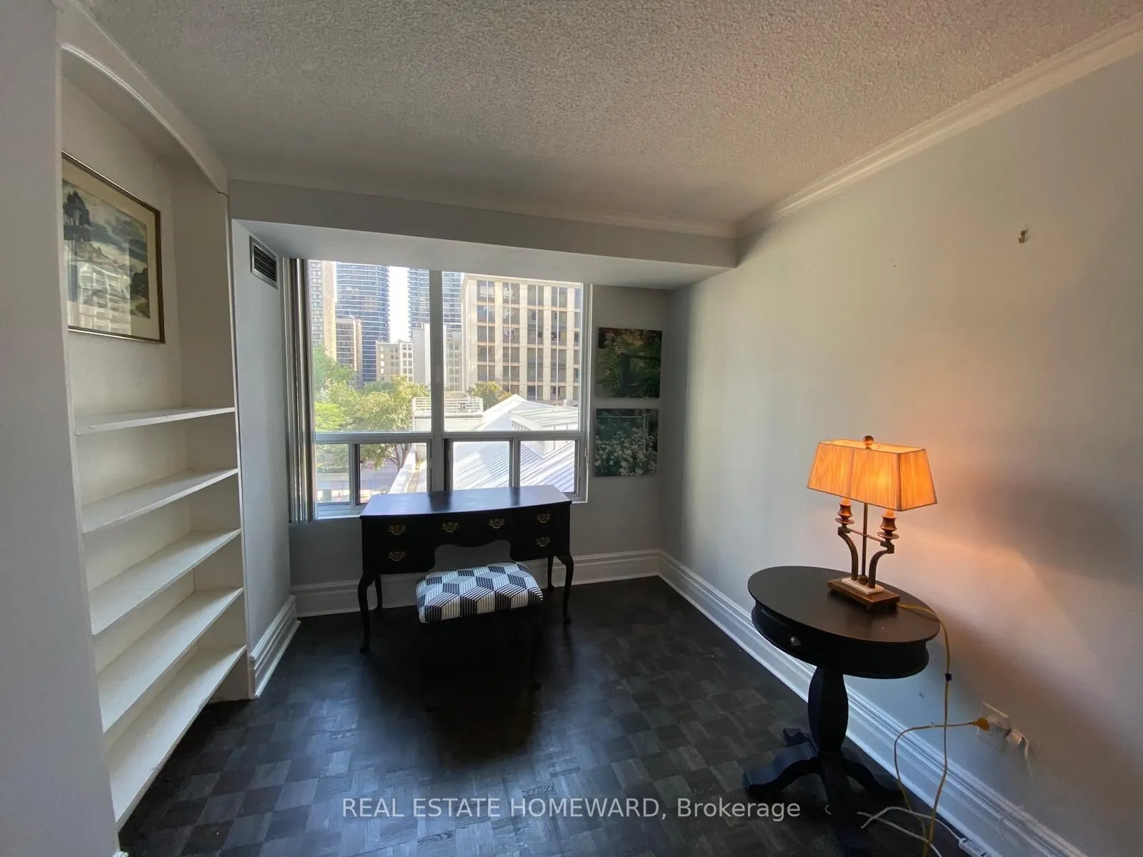 25 Maitland Street, #410