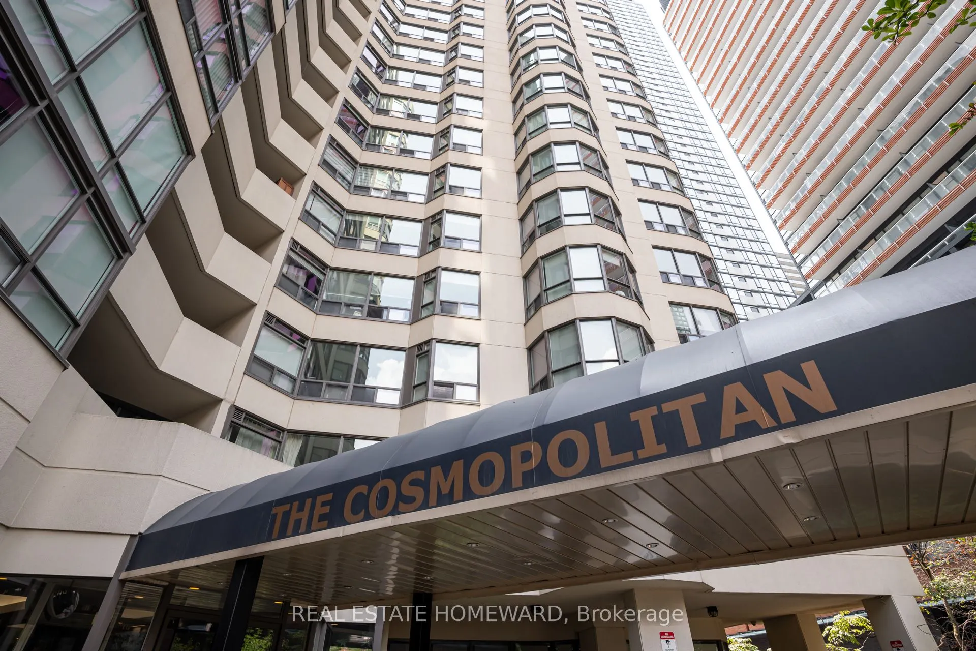 25 Maitland Street, #410