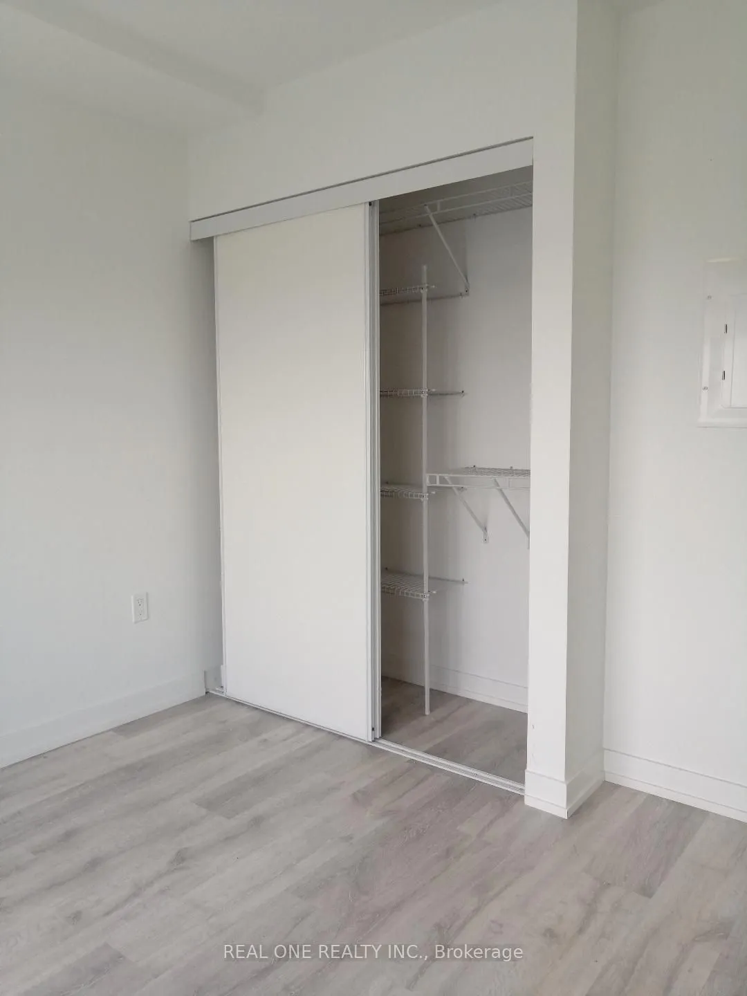 8 Olympic Garden Drive, #1903