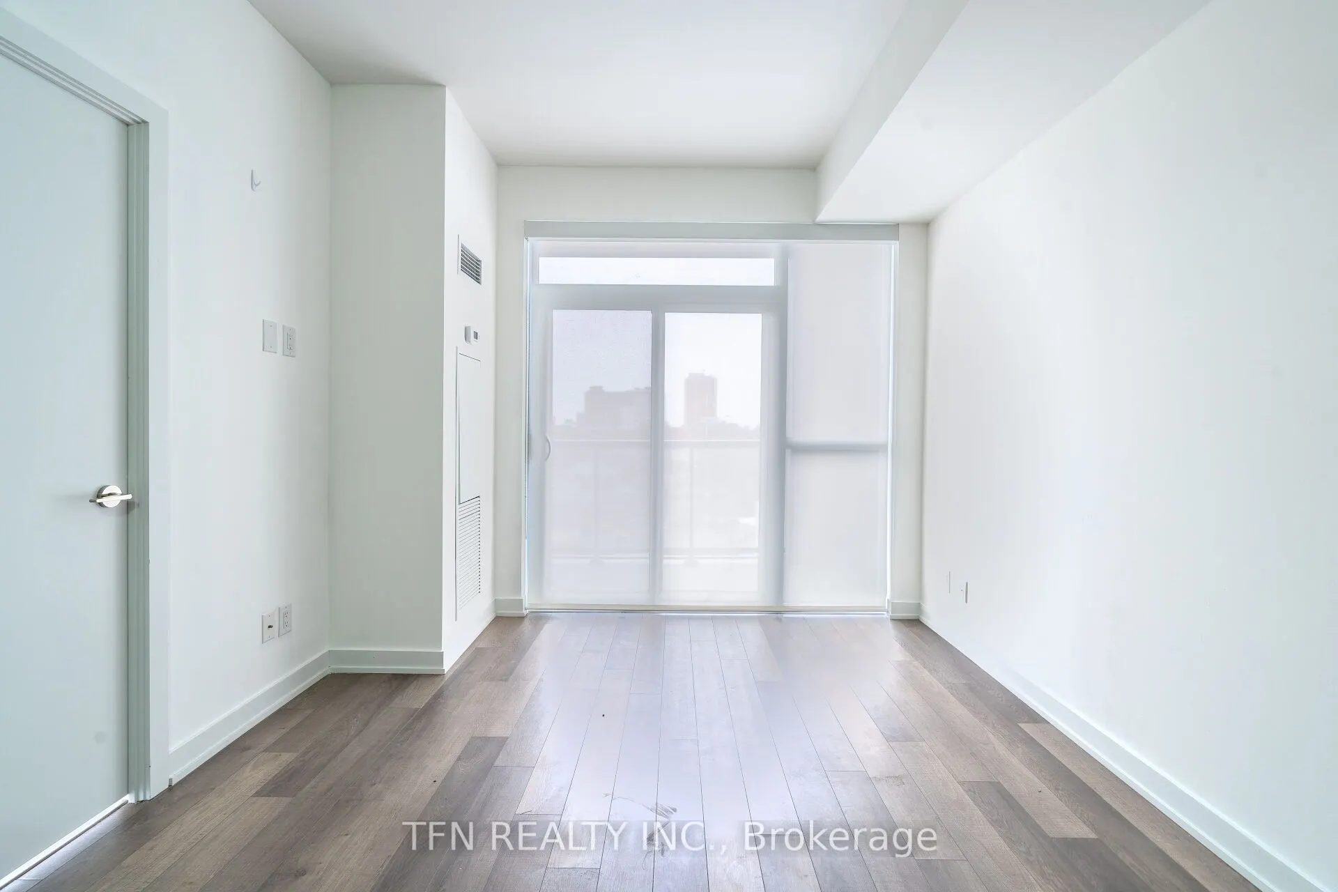 1603 Eglinton Avenue W, #506