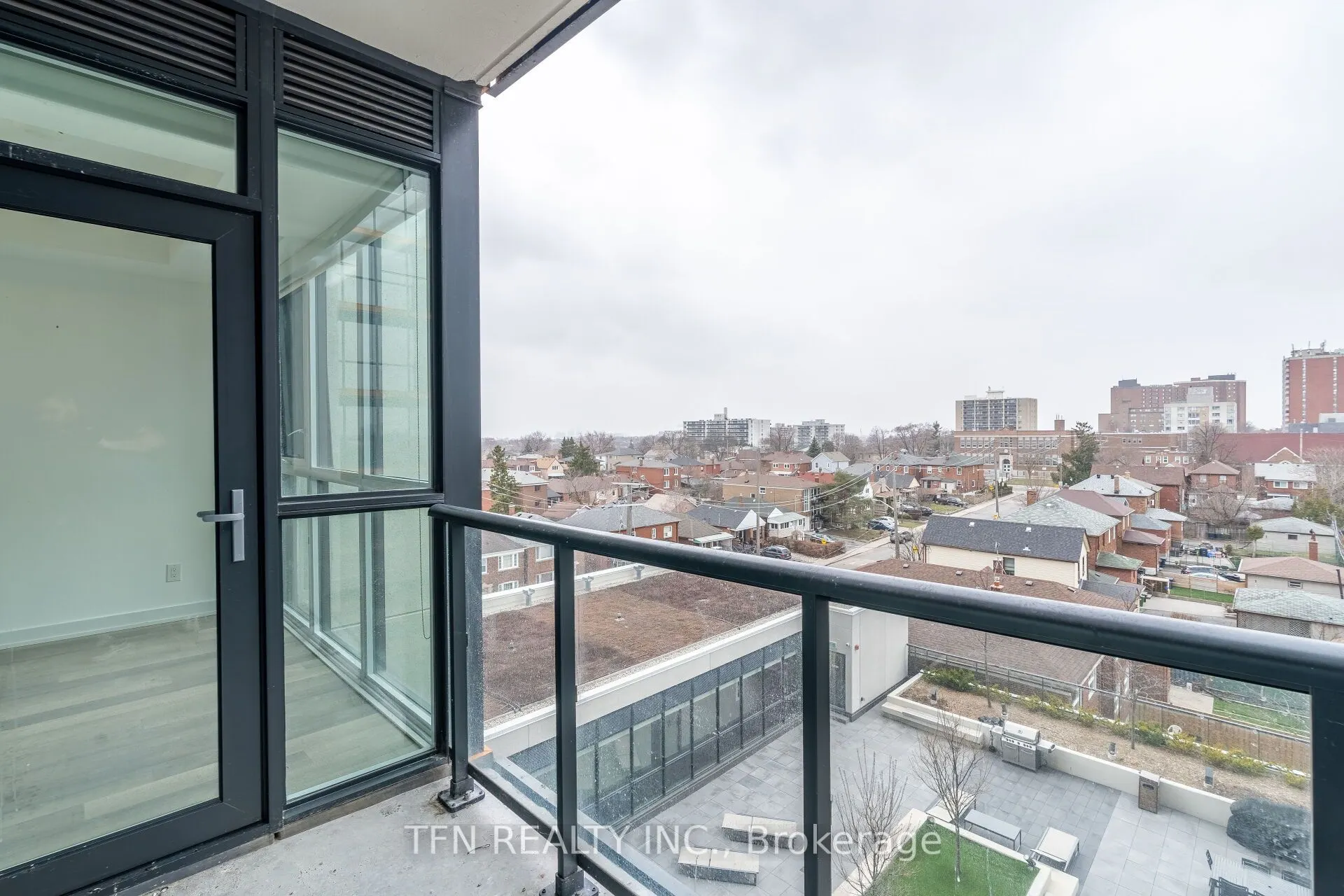 1603 Eglinton Avenue W, #506