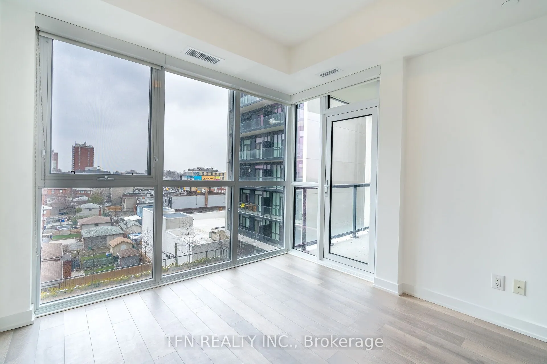 1603 Eglinton Avenue W, #506