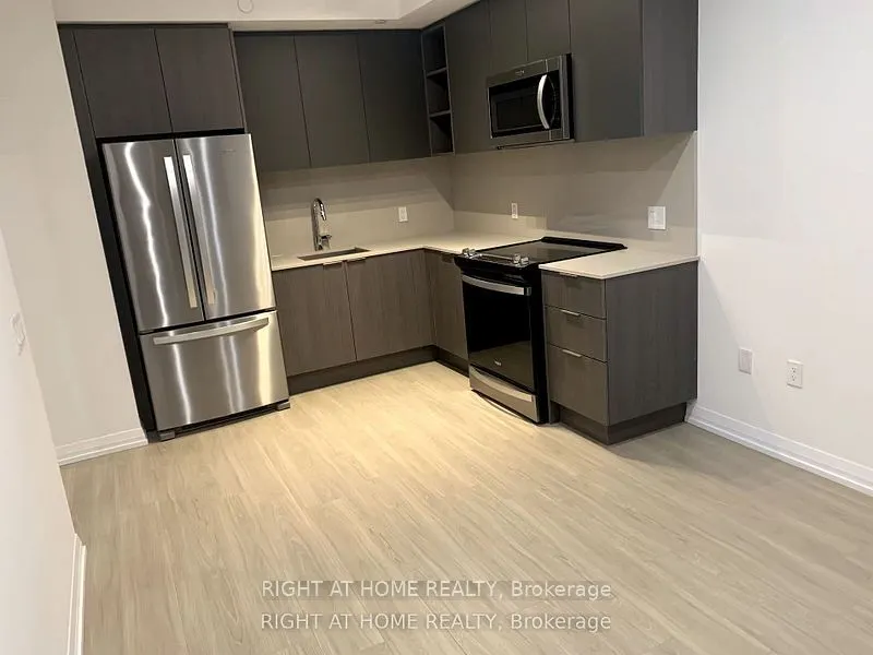 50 Dunfield Avenue, #515