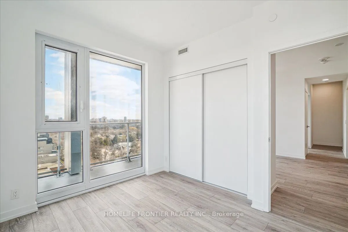 2020 Bathurst Street, #1916