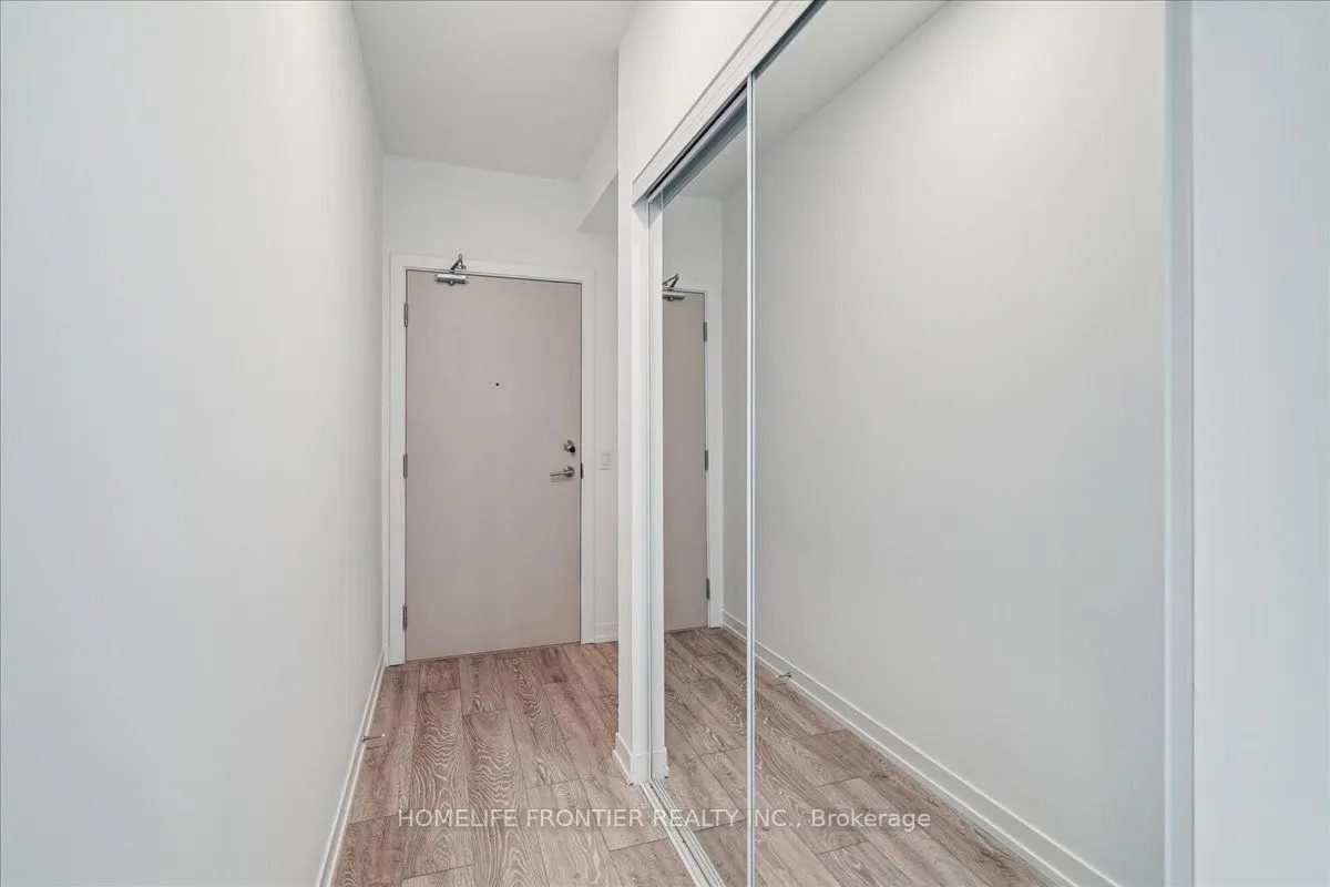 2020 Bathurst Street, #1916