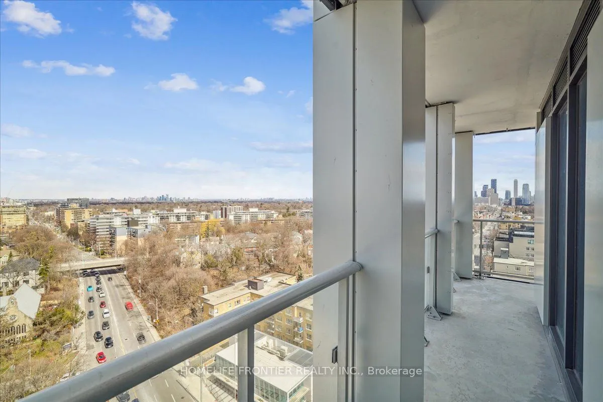 2020 Bathurst Street, #1916