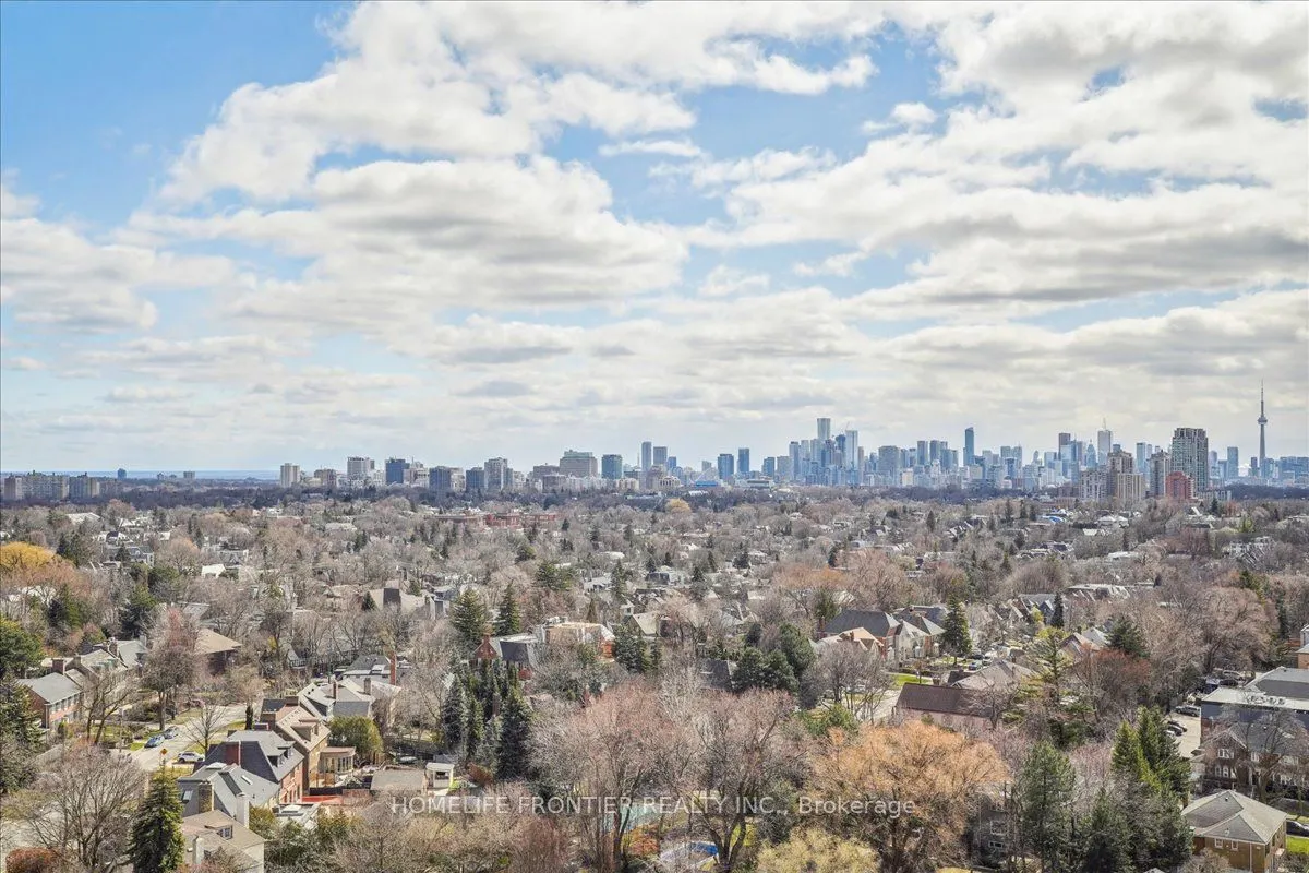 2020 Bathurst Street, #1916