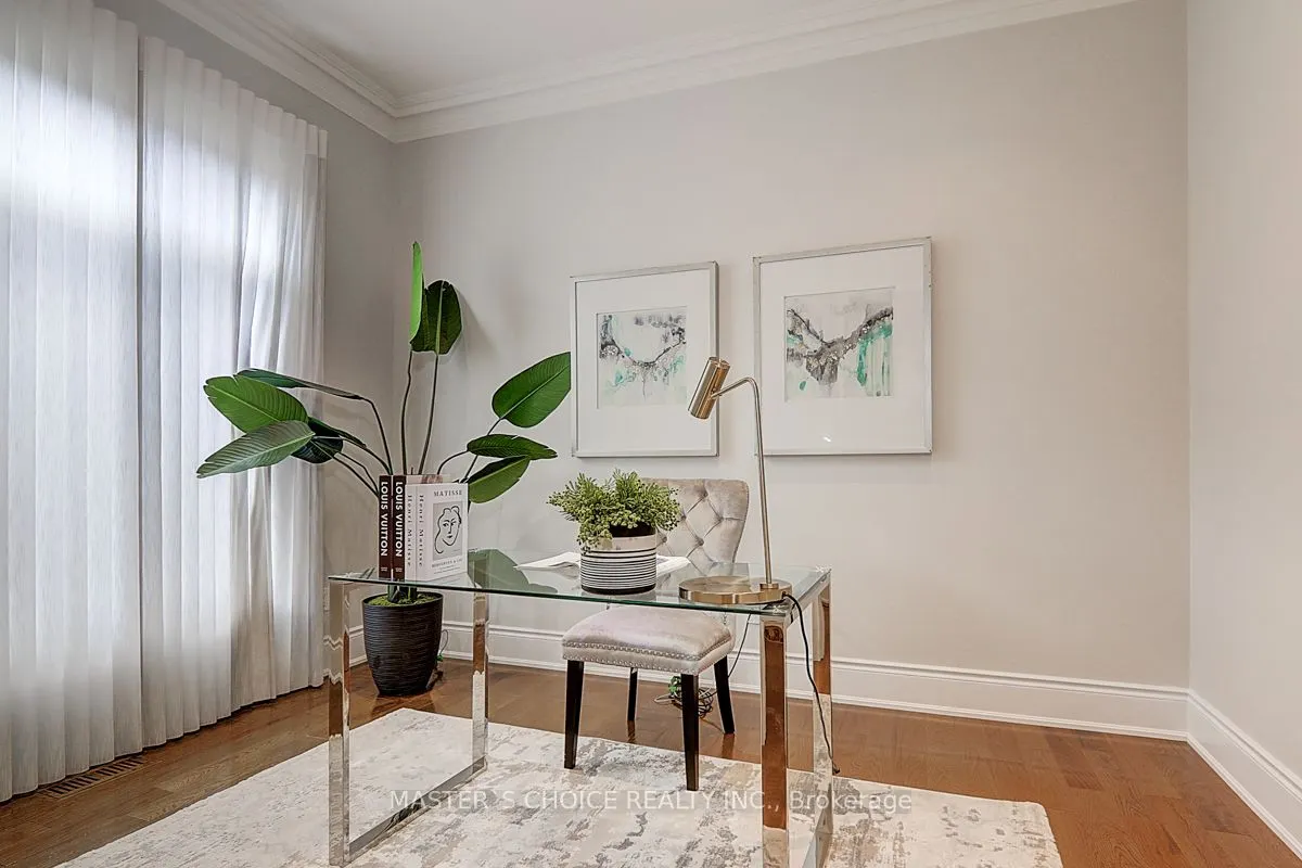 6 Terrace Avenue