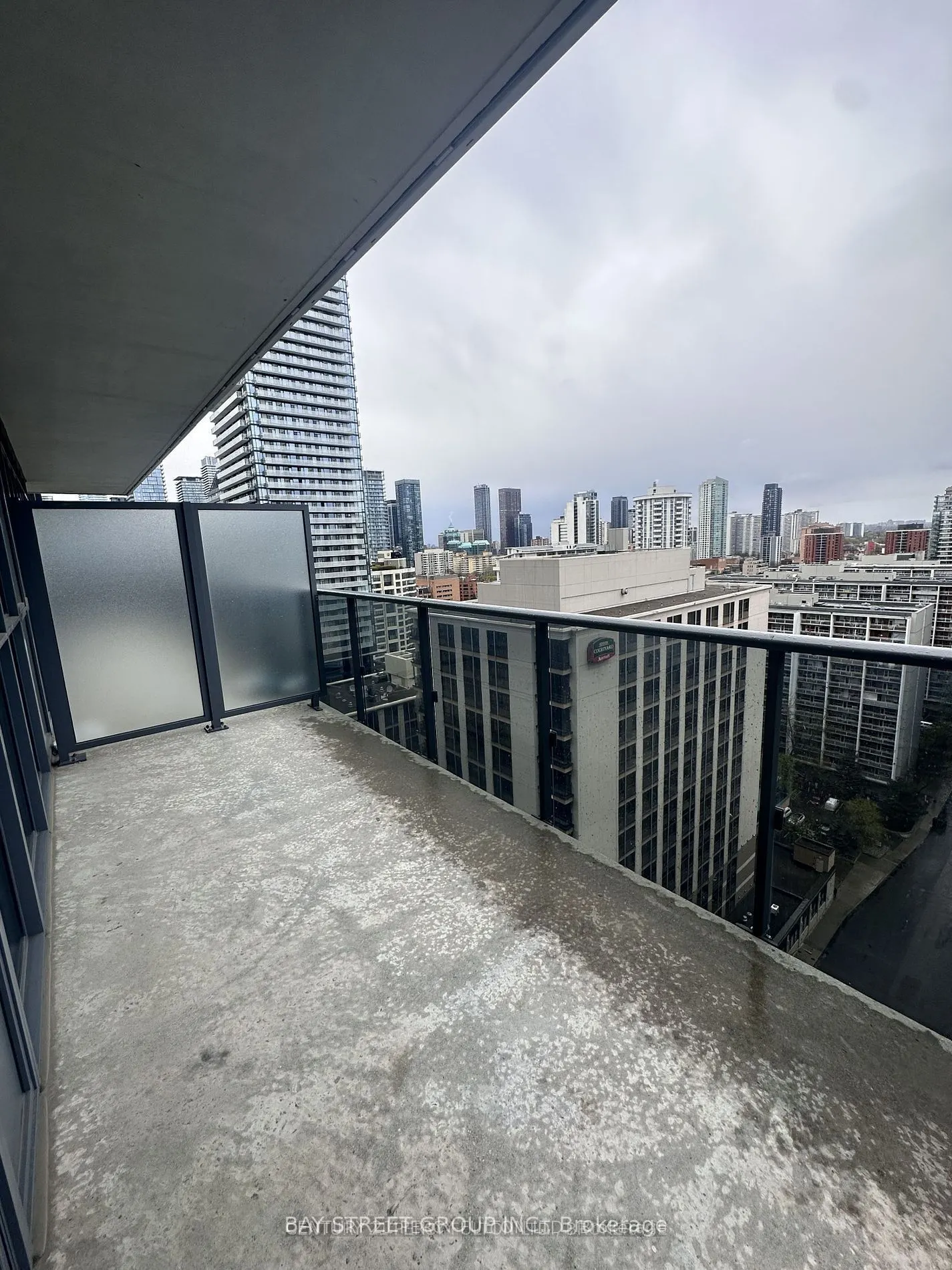 7 Grenville Street S, #2206