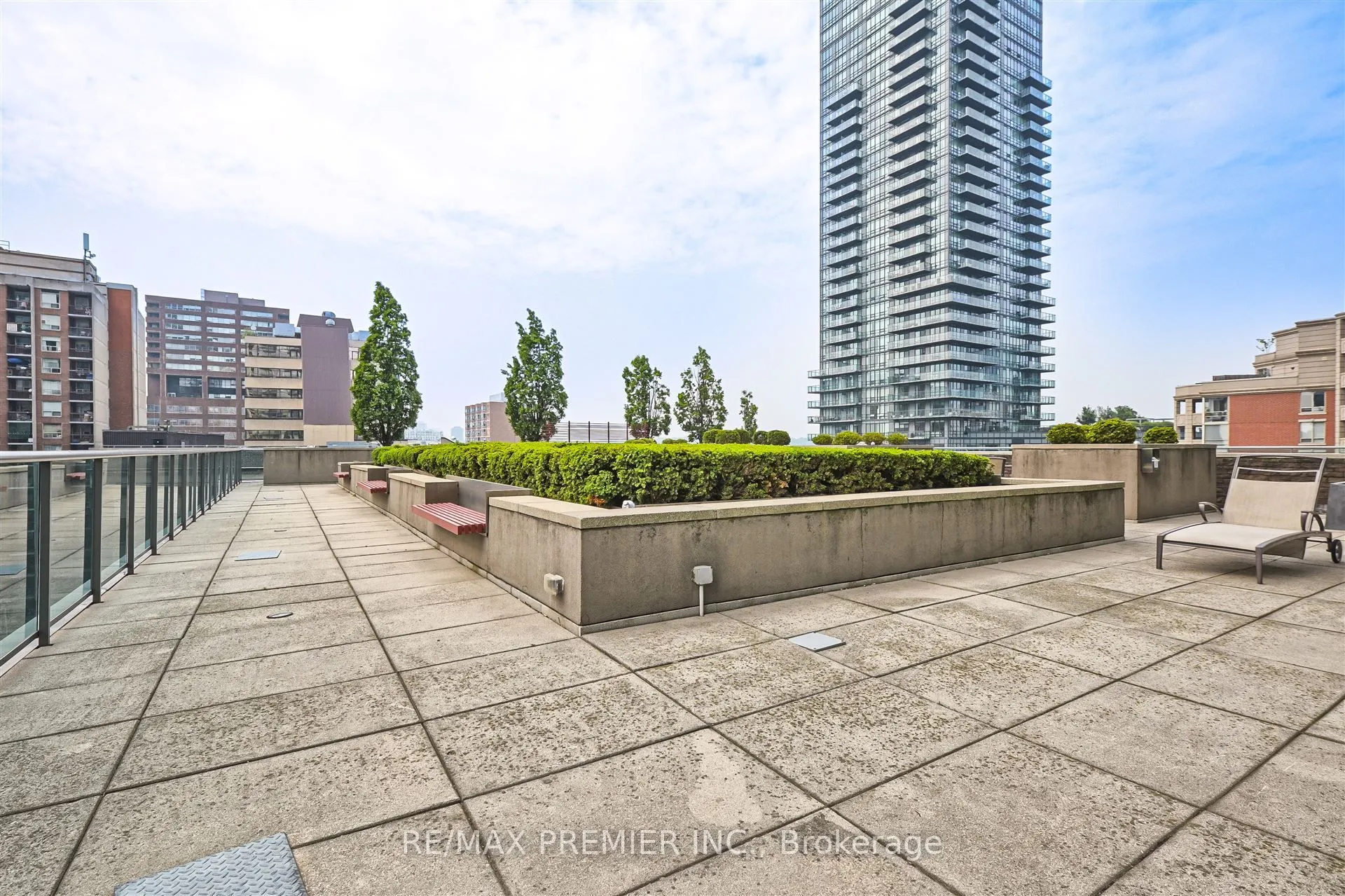 18 Yorkville Avenue