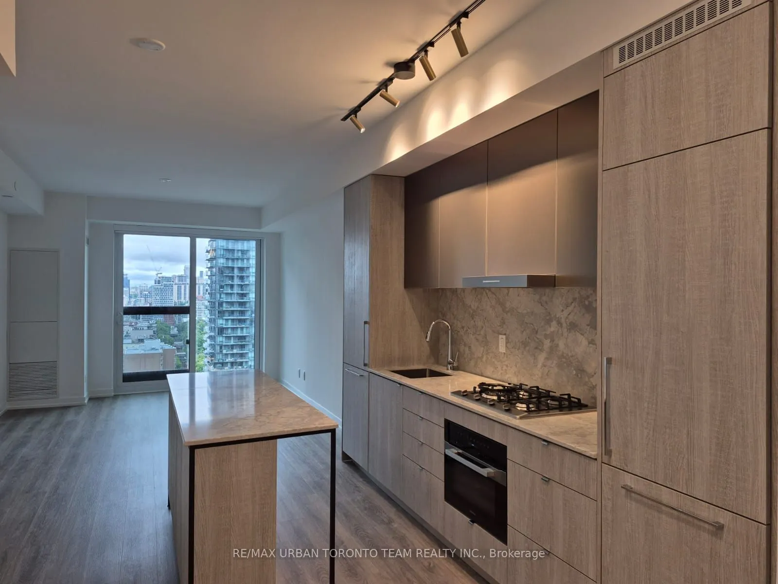 771 Yonge Street, #2803