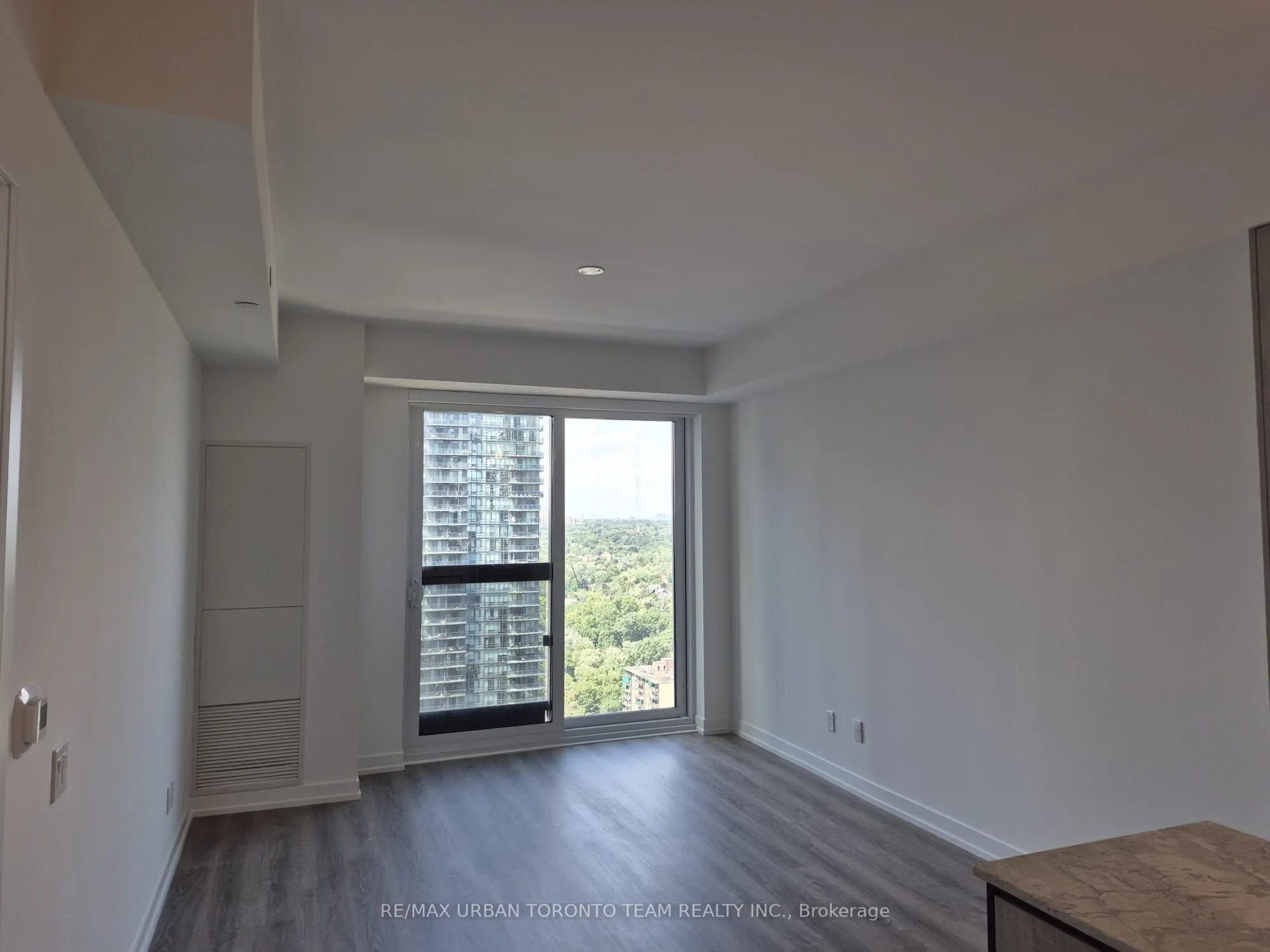 771 Yonge Street, #2803