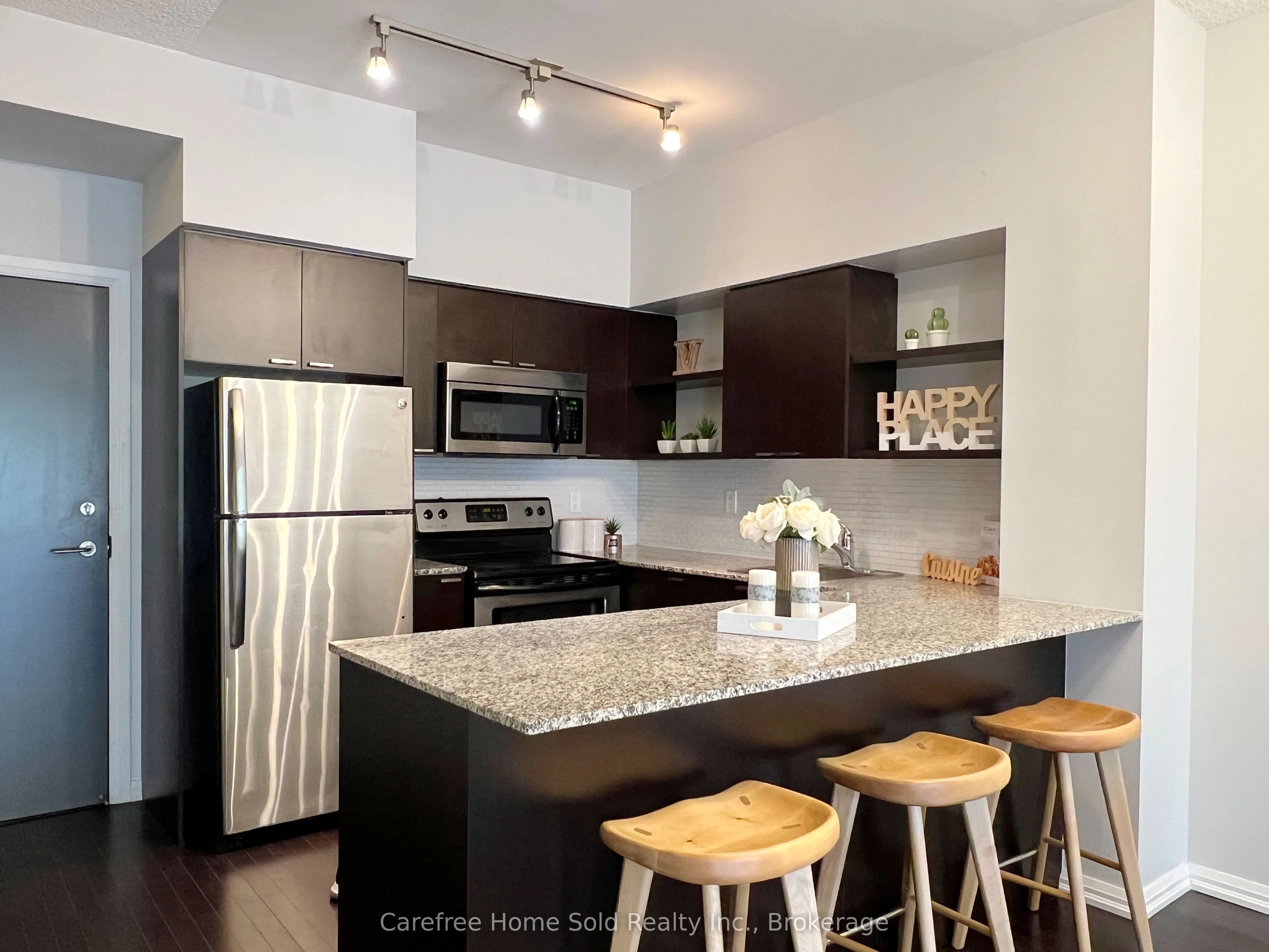 35 Hayden Street, #504