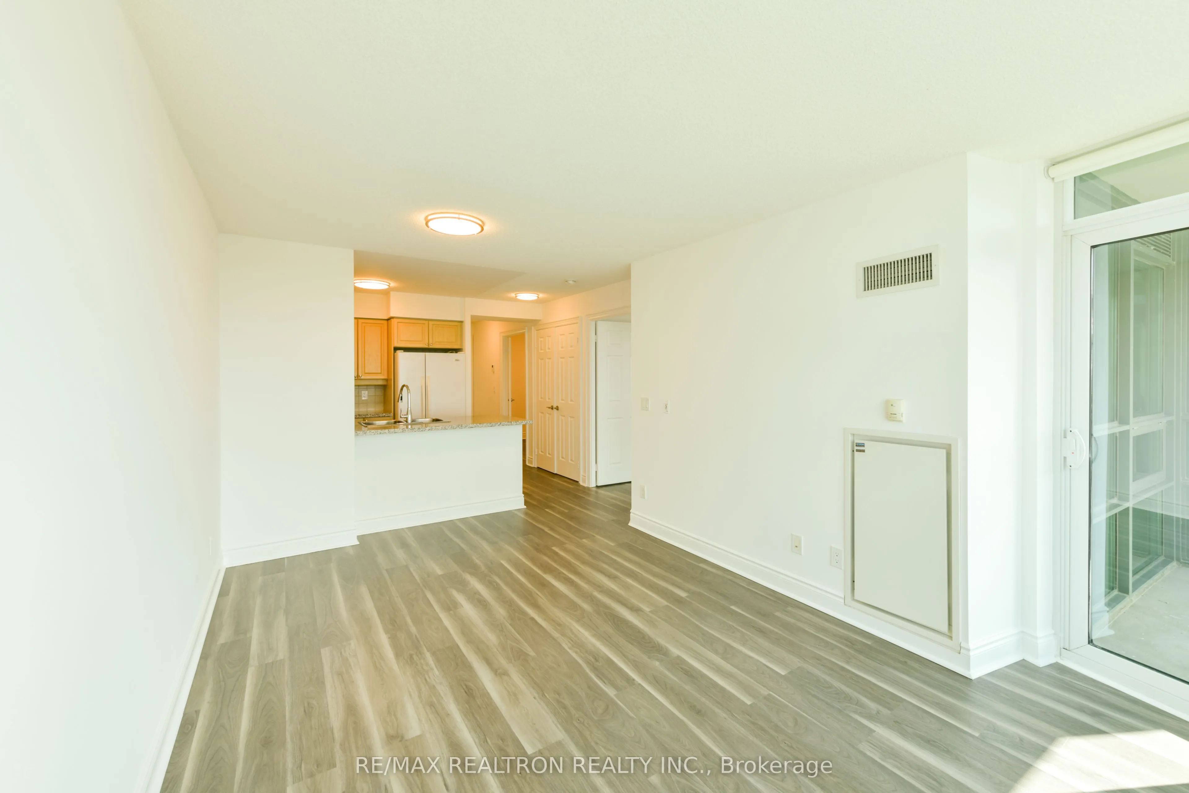 15 Greenview Avenue, #1109