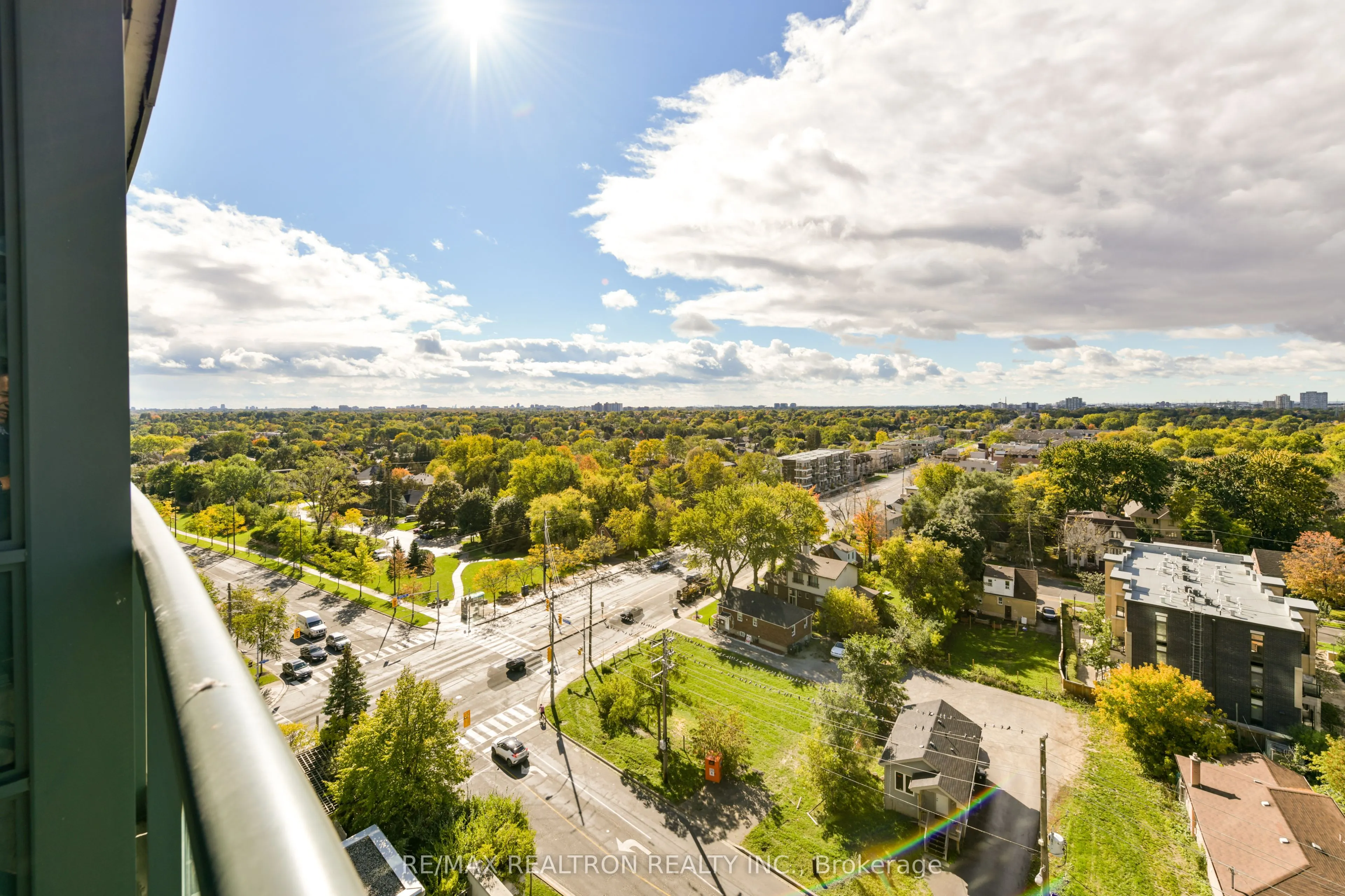 15 Greenview Avenue, #1109