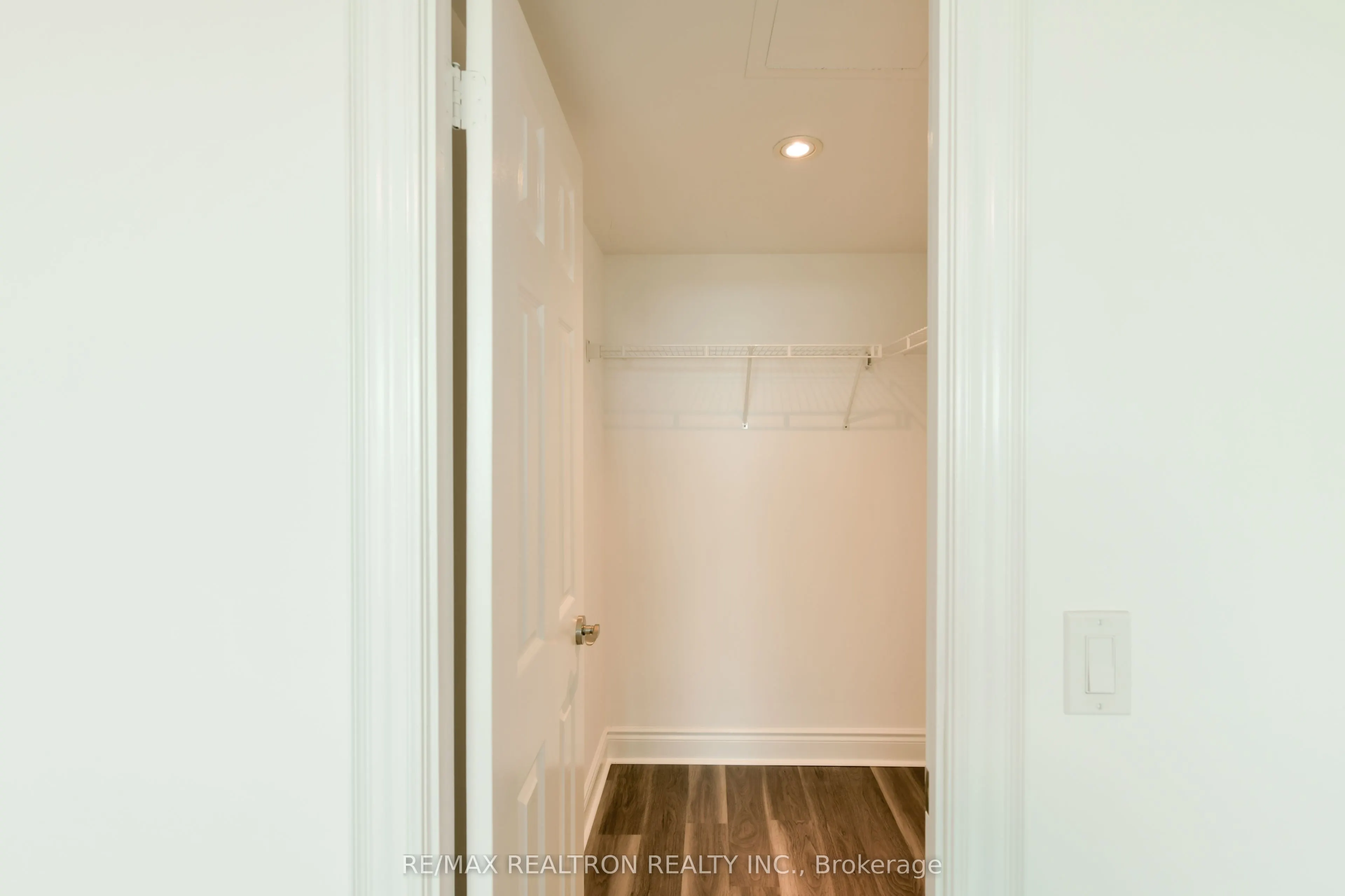 15 Greenview Avenue, #1109