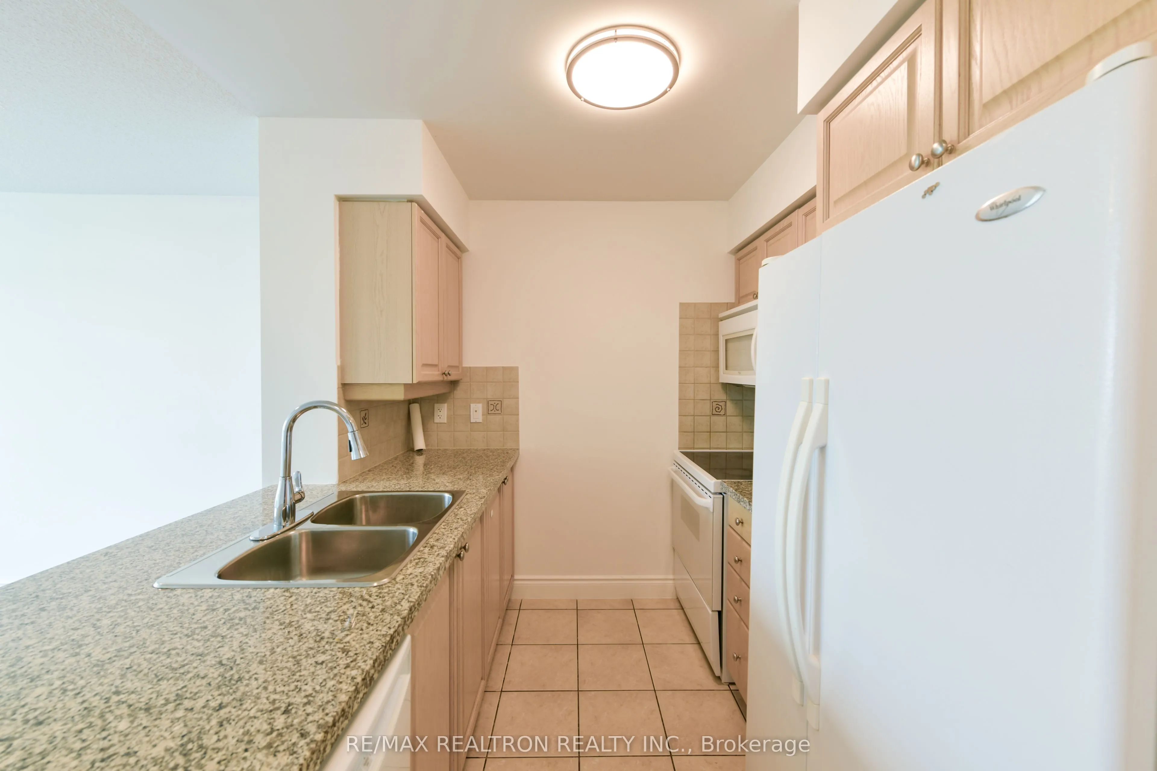 15 Greenview Avenue, #1109