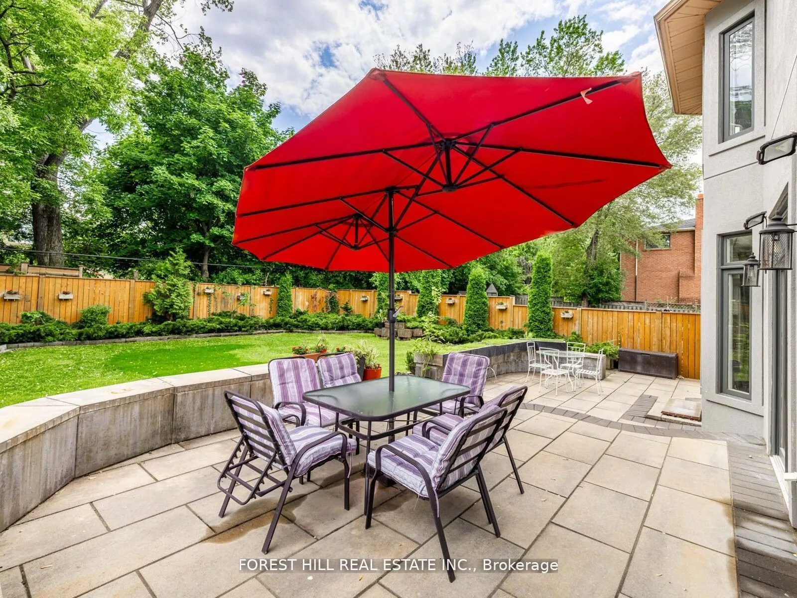 331 Connaught Avenue