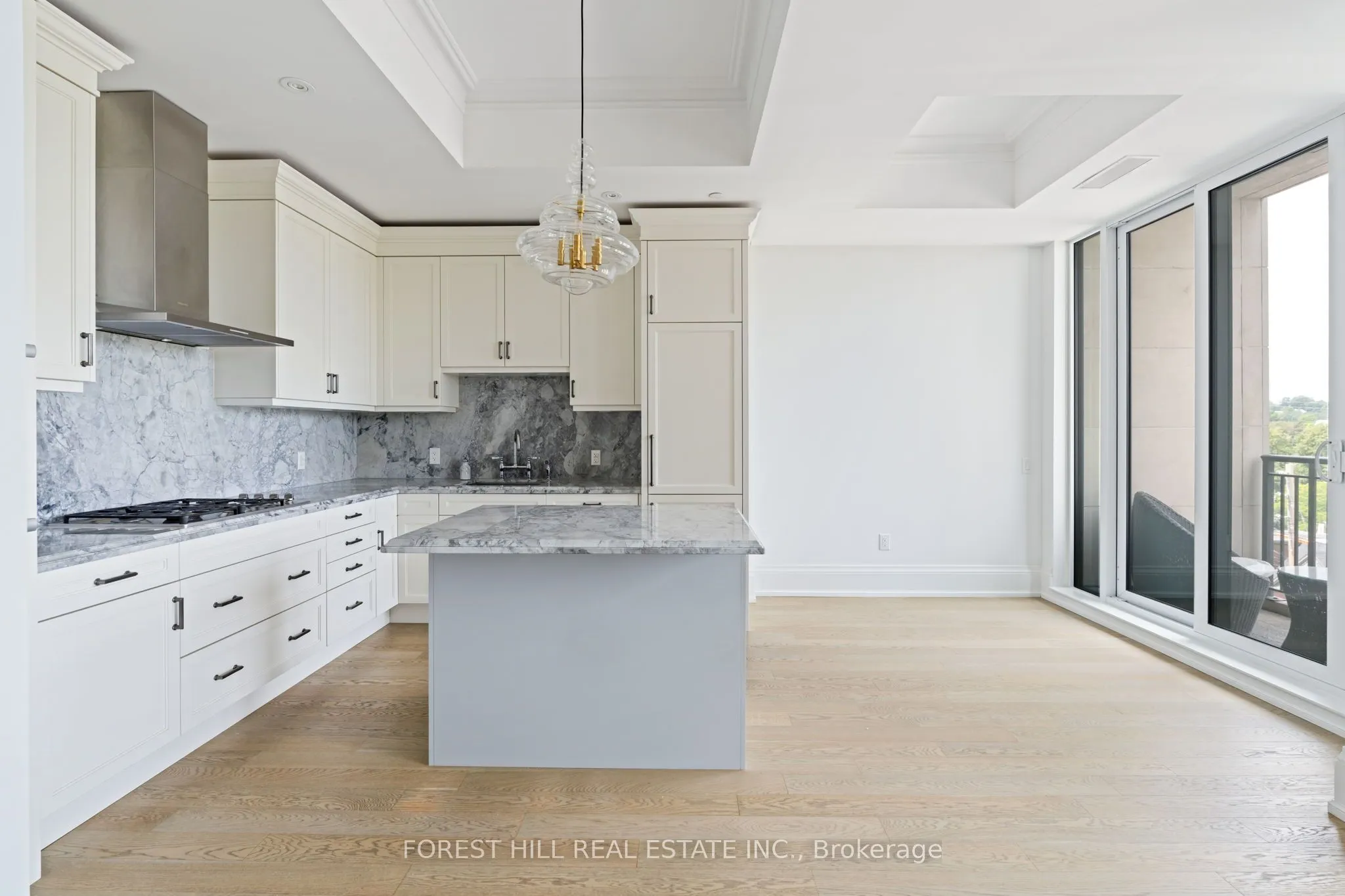 133 Hazelton Avenue, #506