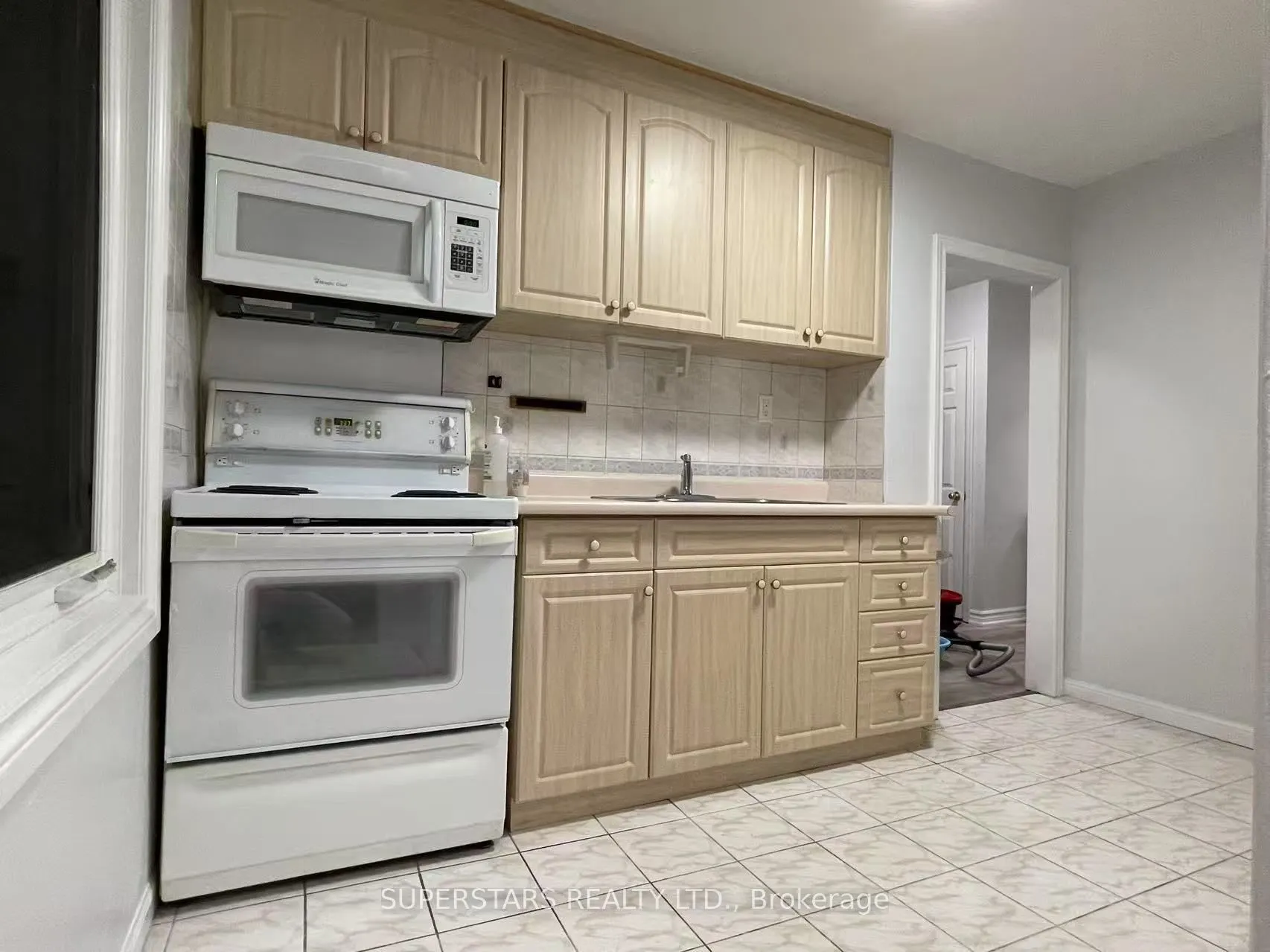 114 Upper Canada Drive