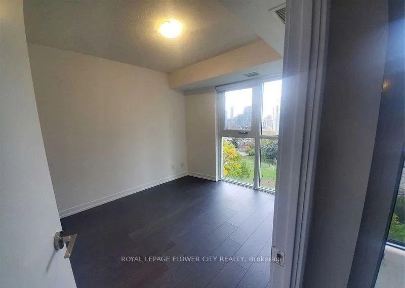 219 Dundas Street E, #1005